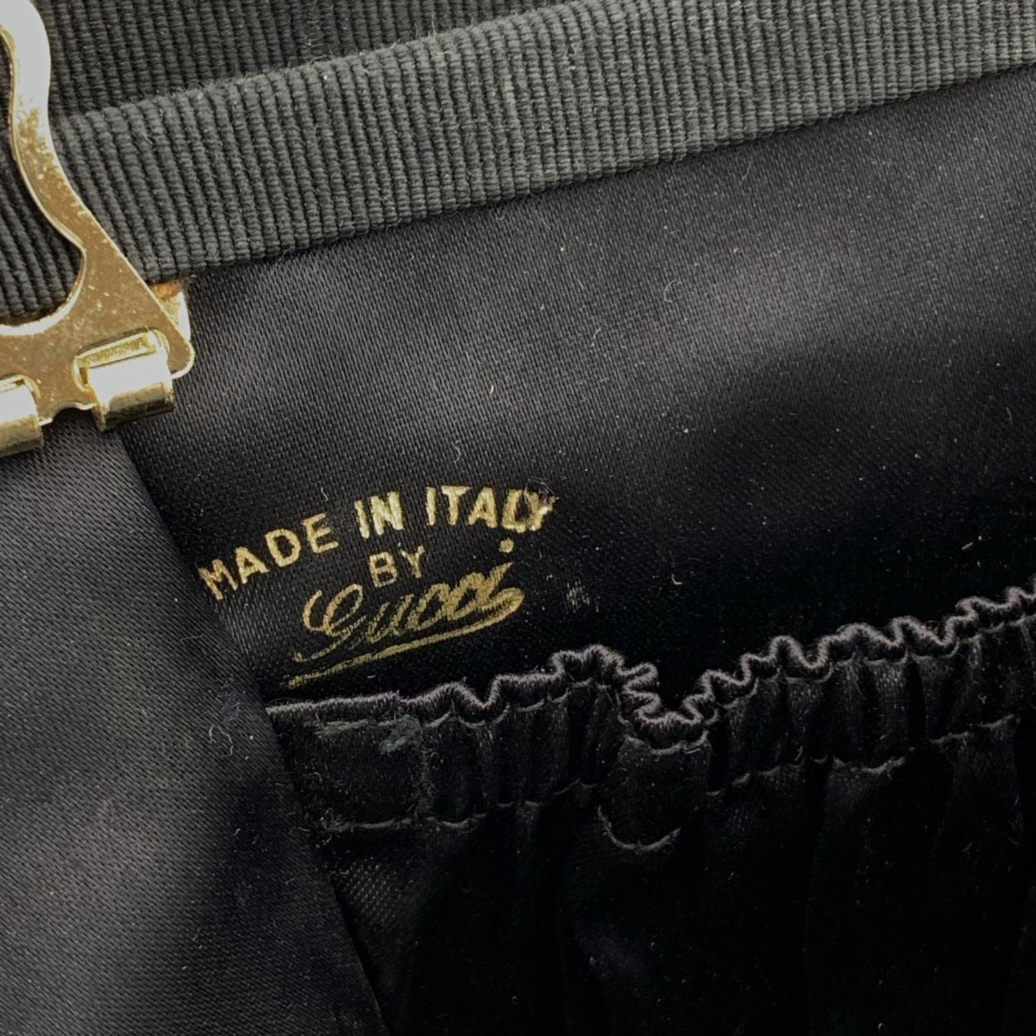 Gucci Vintage Black Fabric Bows Abendtasche mit Kettenriemen im Angebot 1