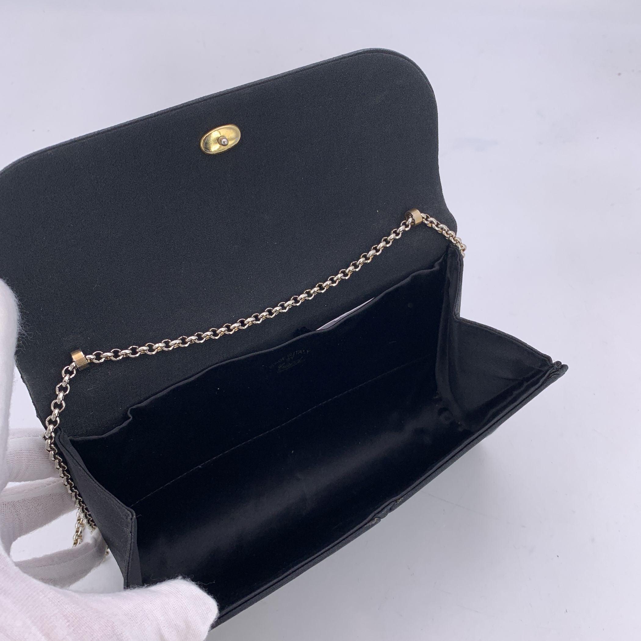 Sac de soirée vintage en tissu noir de Gucci avec bandoulière en chaîne Bon état - En vente à Rome, Rome