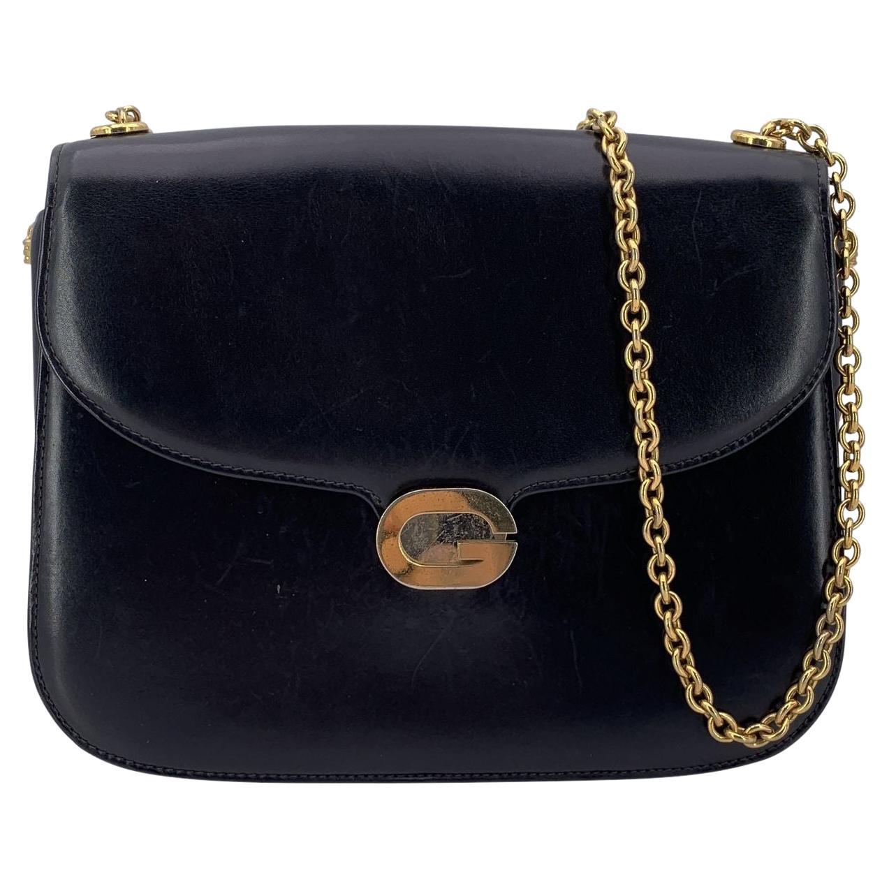 Gucci Borsa a tracolla con patta in pelle nera vintage con tracolla a catena