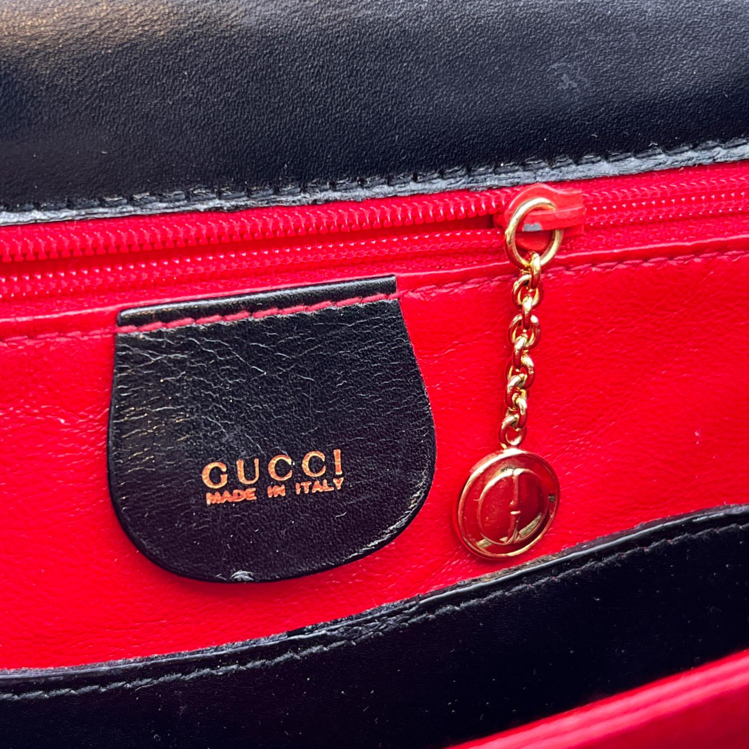 Gucci Vintage Black Leather Box Handbag with Shoulder Strap 2