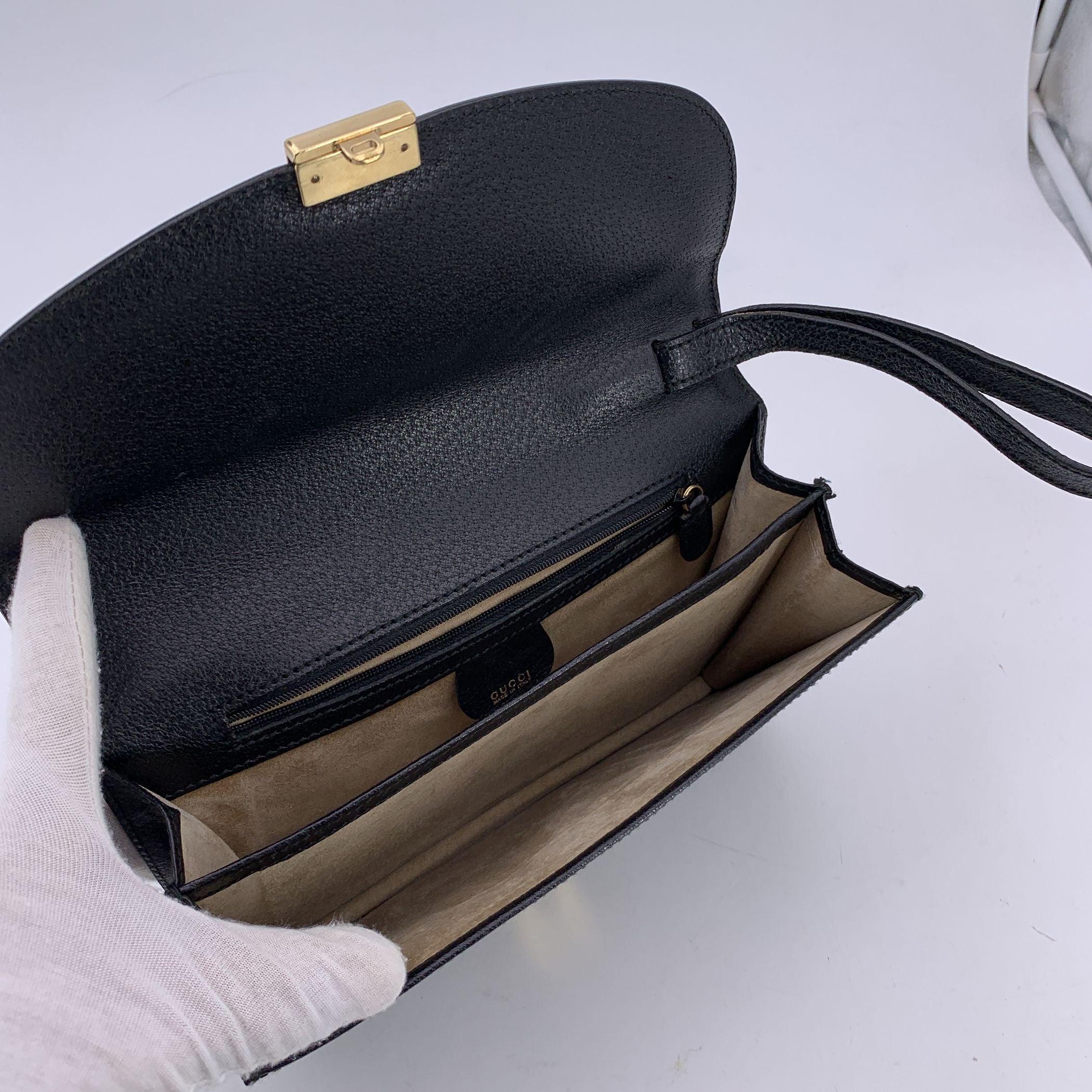Pochette en cuir noir vintage de Gucci Sac à poignet Bon état - En vente à Rome, Rome