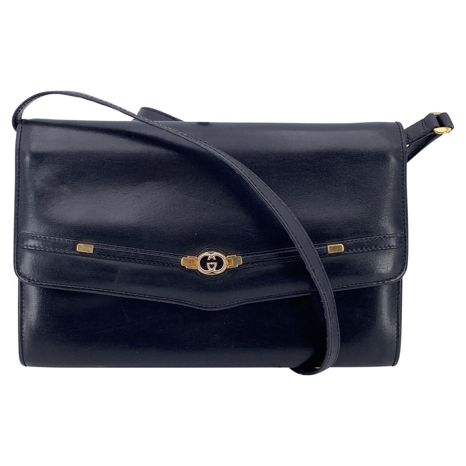 Gucci Vintage Sac convertible en cuir noir Sac à bandoulière Pochette