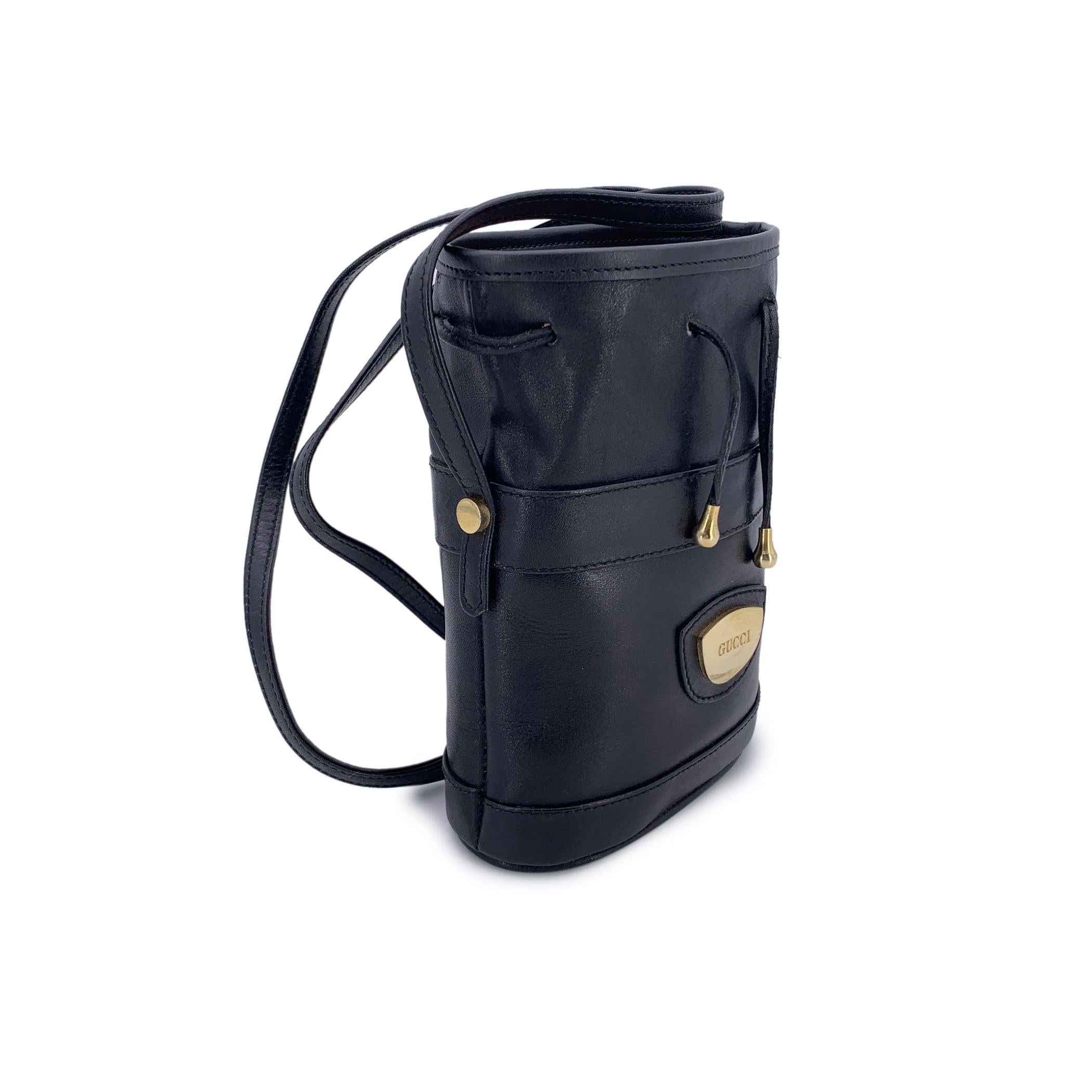 Women's Gucci Vintage Black Leather Drawstring Mini Bucket Bag For Sale