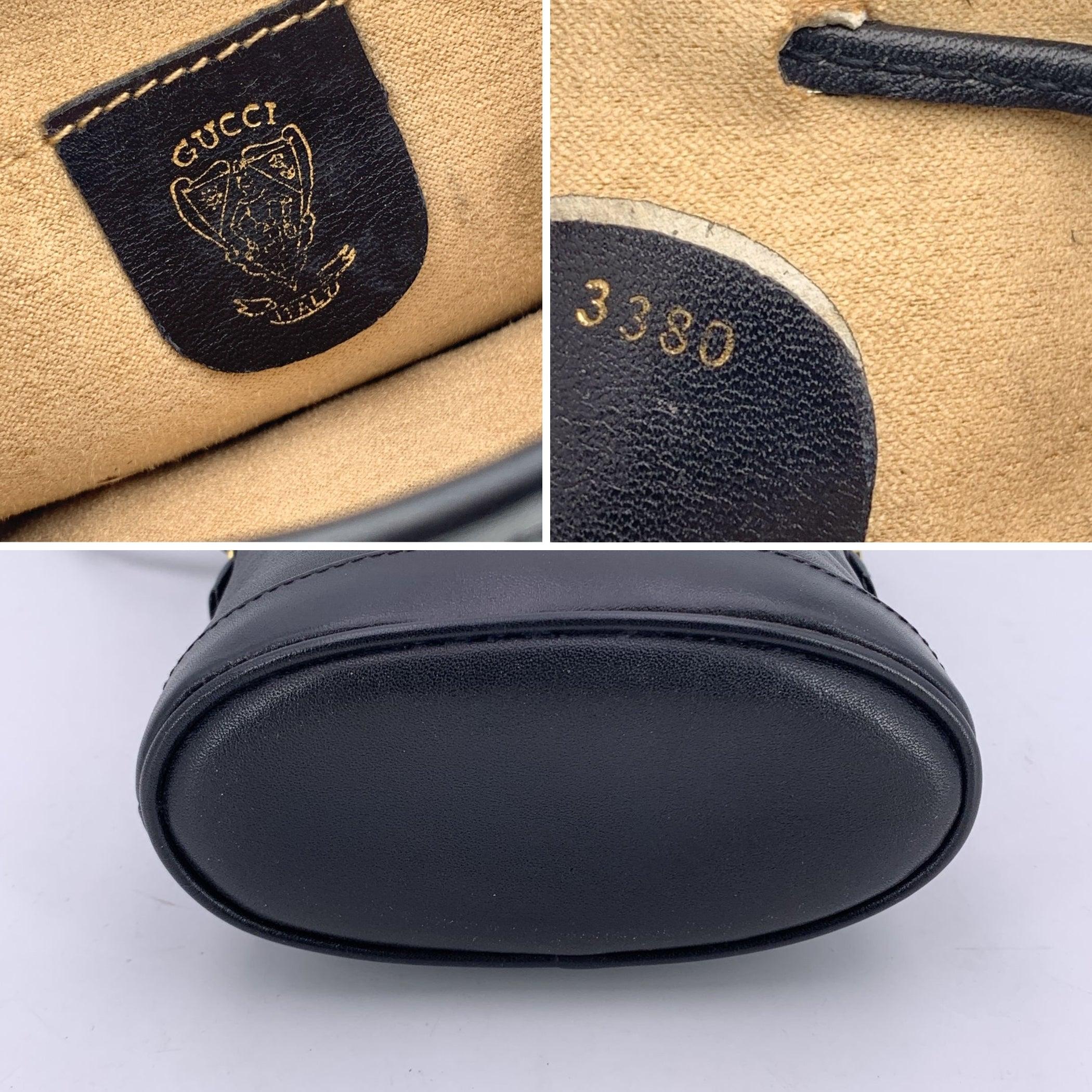 Gucci Vintage Black Leather Drawstring Mini Bucket Bag For Sale 2