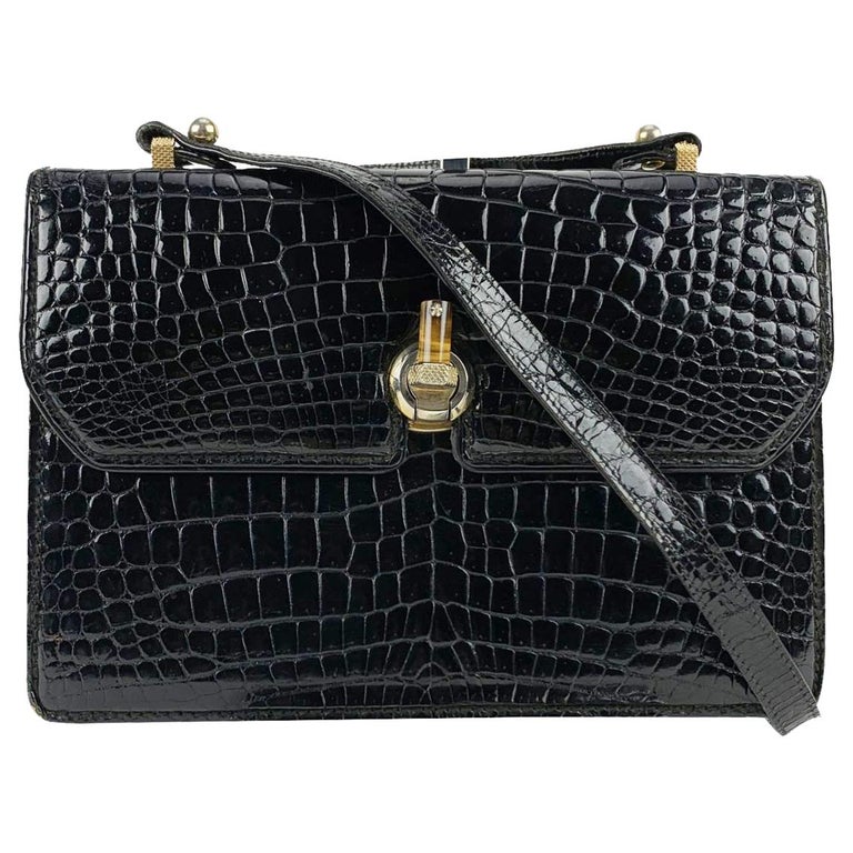 Gucci Vintage Black Leather Flap Crossbody Shoulder Bag For Sale at 1stDibs