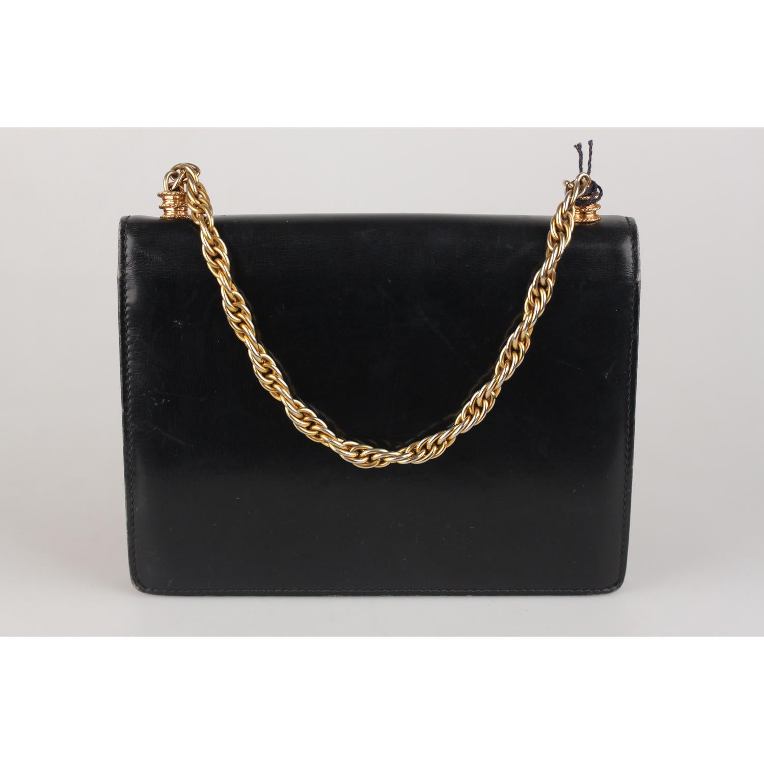 Schwarze Vintage-Handtasche aus Leder von Gucci mit Kettengriff 1