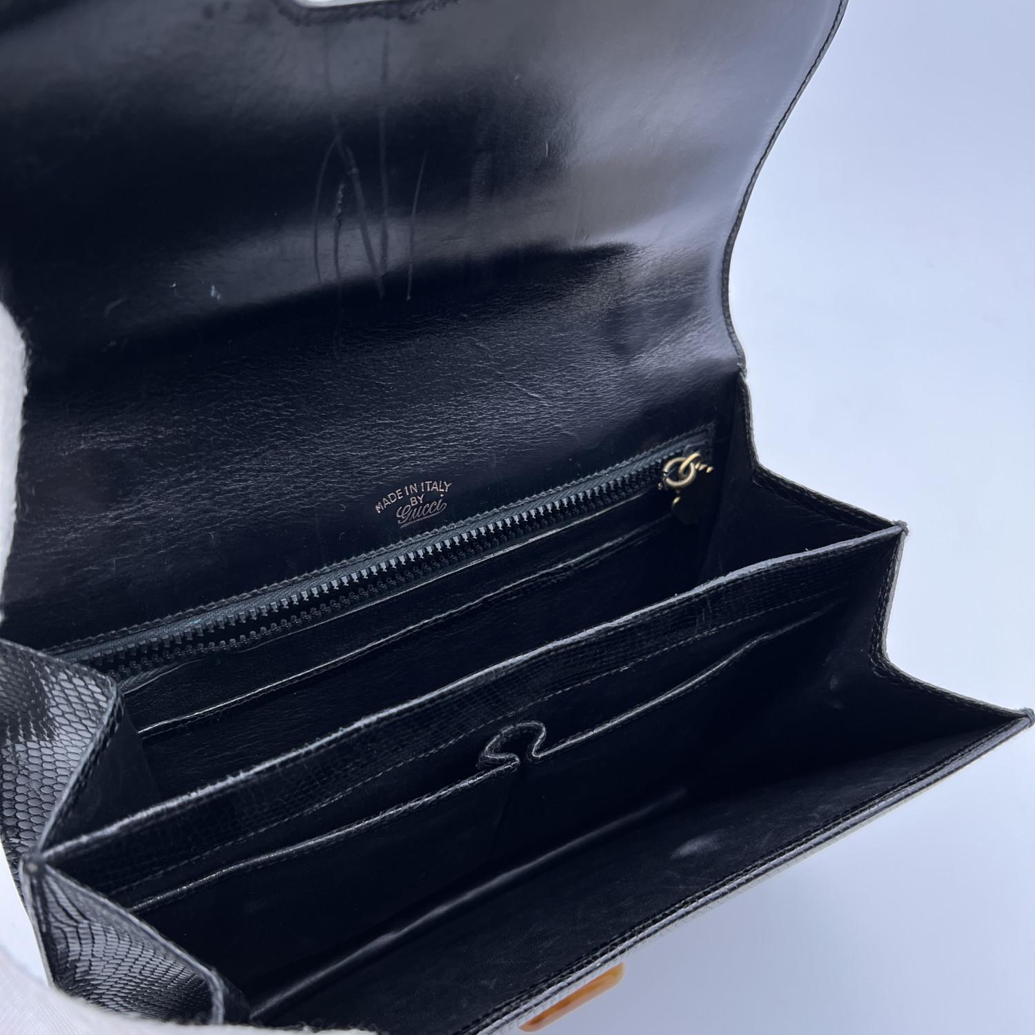 Gucci Vintage Black Leather Handbag with Lucite Handle In Good Condition In Rome, Rome