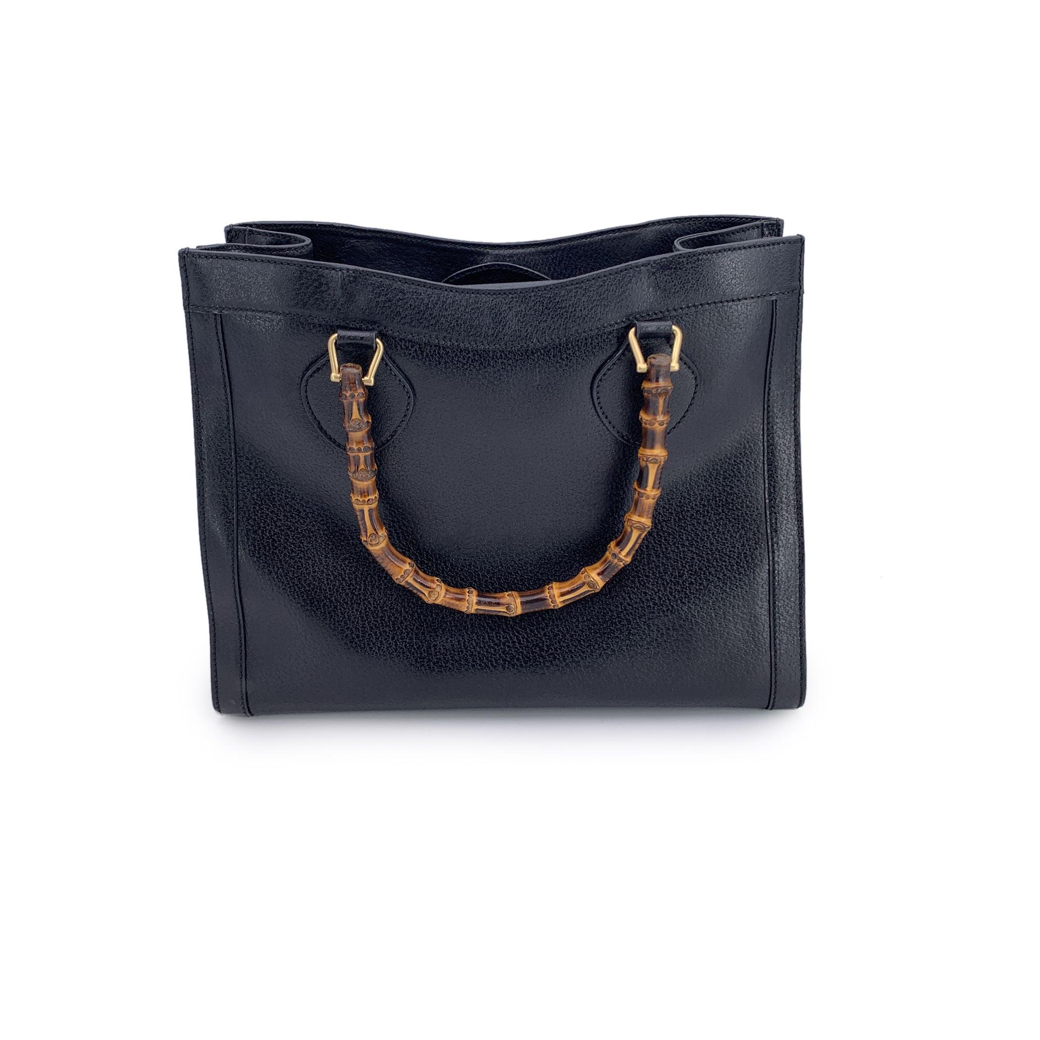 Gucci Vintage Black Leather Princess Diana Bamboo Tote Bag In Good Condition In Rome, Rome