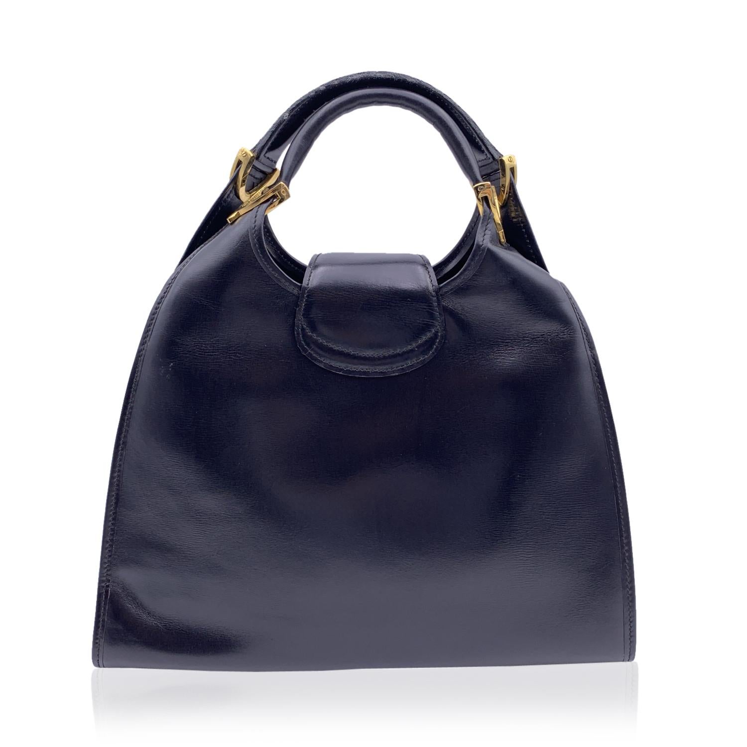 Gucci Vintage Black Leather Stirrup Hobo Bag Handbag In Good Condition In Rome, Rome