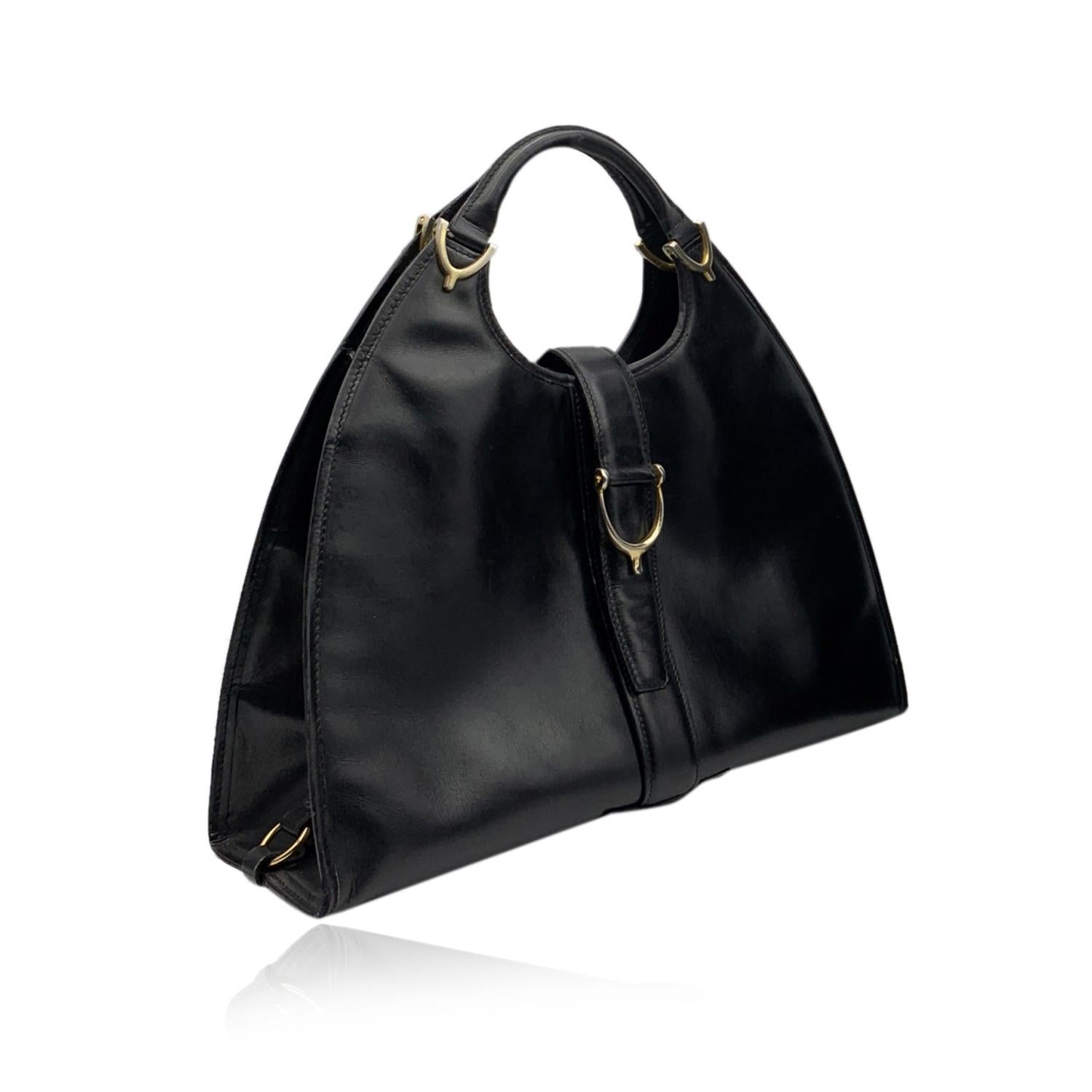 Gucci Vintage Black Leather Stirrup Hobo Bag Handbag In Good Condition For Sale In Rome, Rome