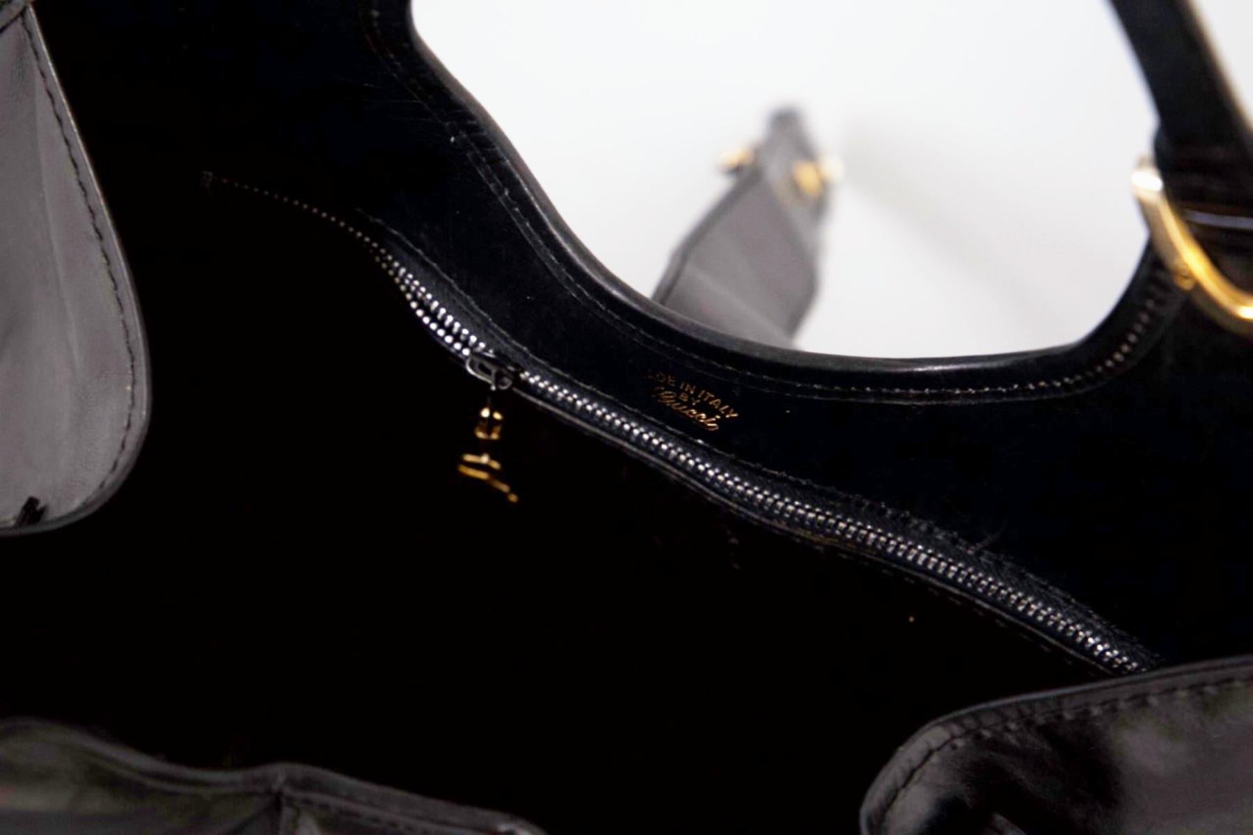 Gucci Vintage Black Leather Stirrup Hobo Handbag For Sale 9