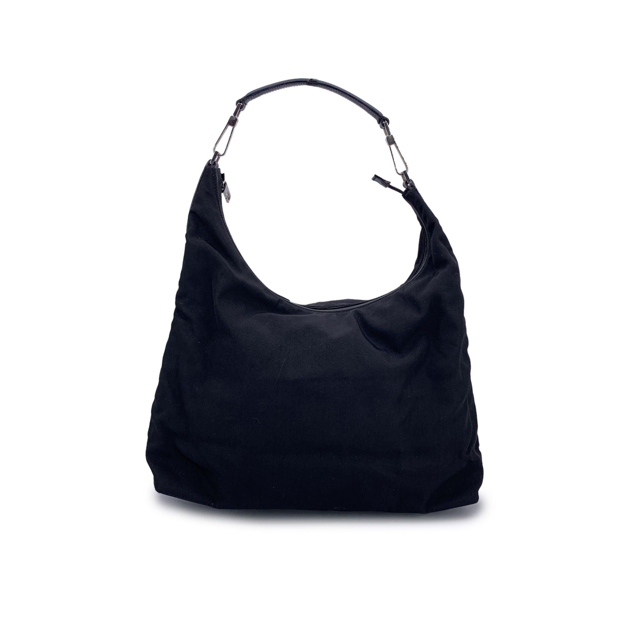Gucci Vintage Negro Nylon Lienzo Hobo Bolso de hombro Tote en Bueno estado para la venta en Rome, Rome