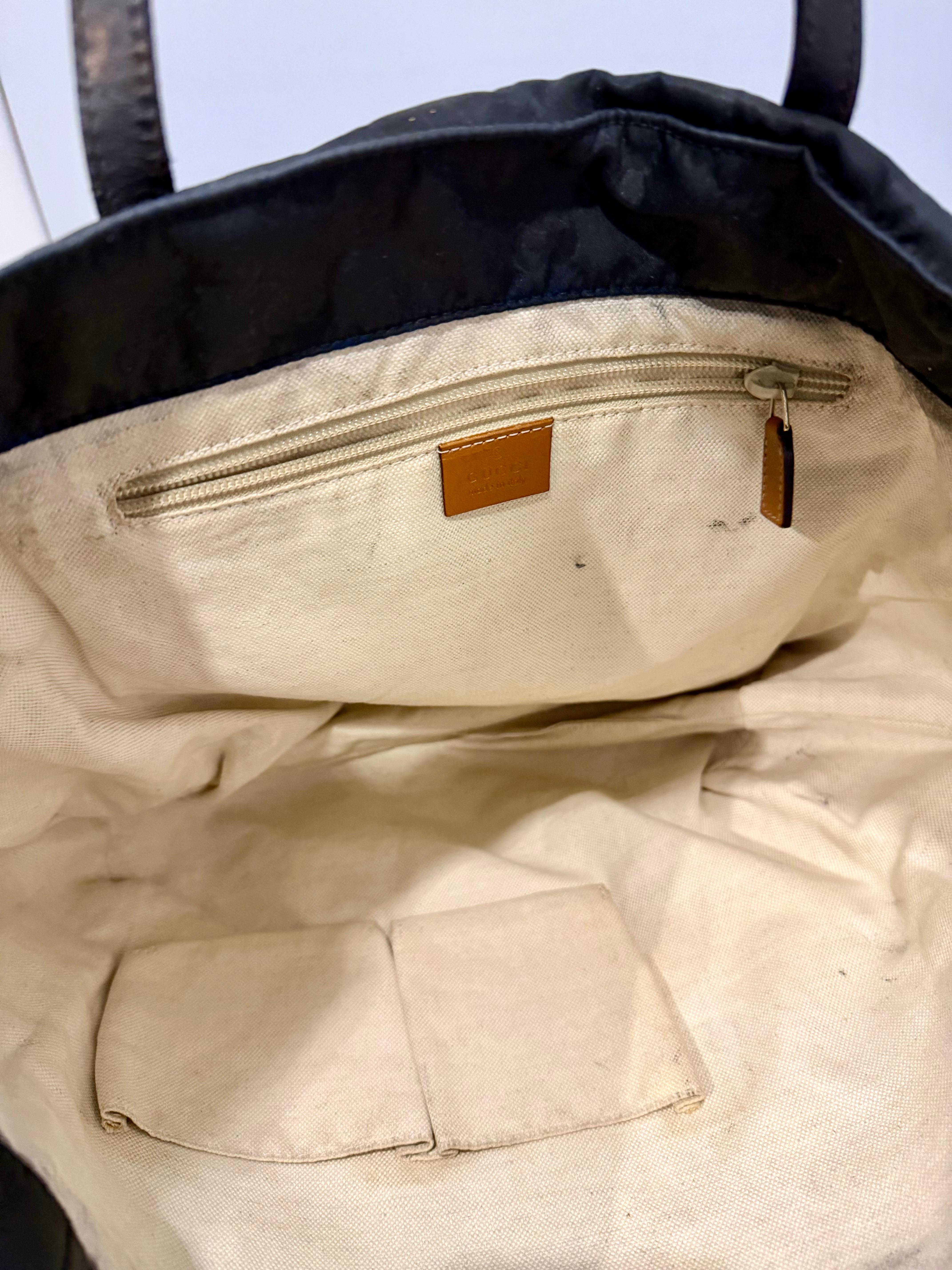 Gucci Vintage Black Nylon , Gucci Large Tote Bag with GG pattern for women For Sale 2