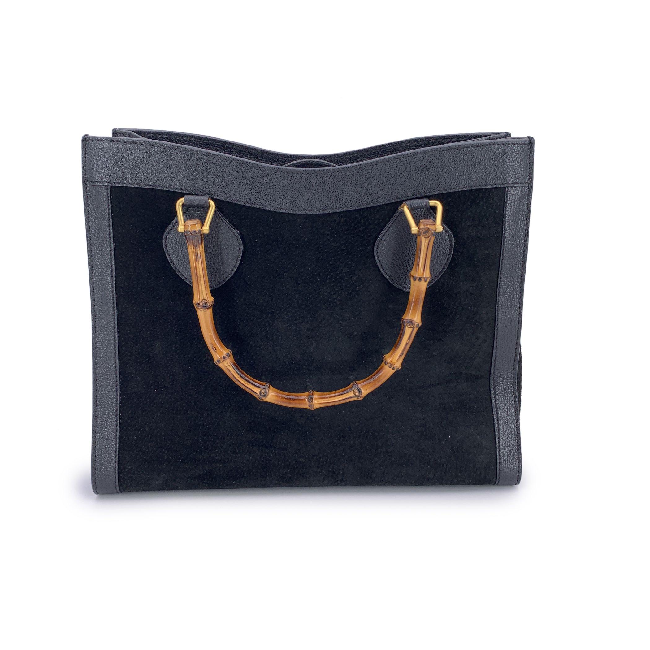 Gucci Vintage Black Suede Bamboo Princess Diana Tote Bag (Schwarz) im Angebot