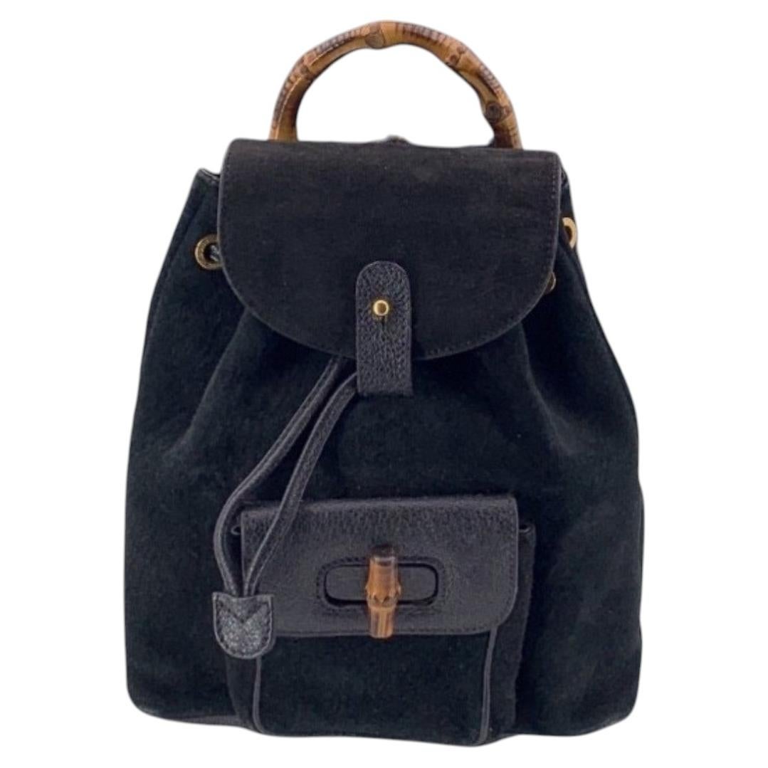 Bolso bandolera Gucci Vintage Black Suede Small Bamboo Backpack en venta