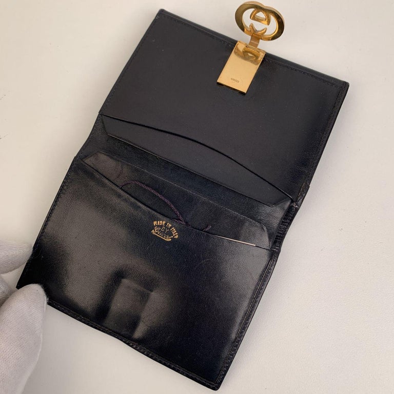 Gucci Black Leather Stripe Logo Bifold Wallet at 1stDibs
