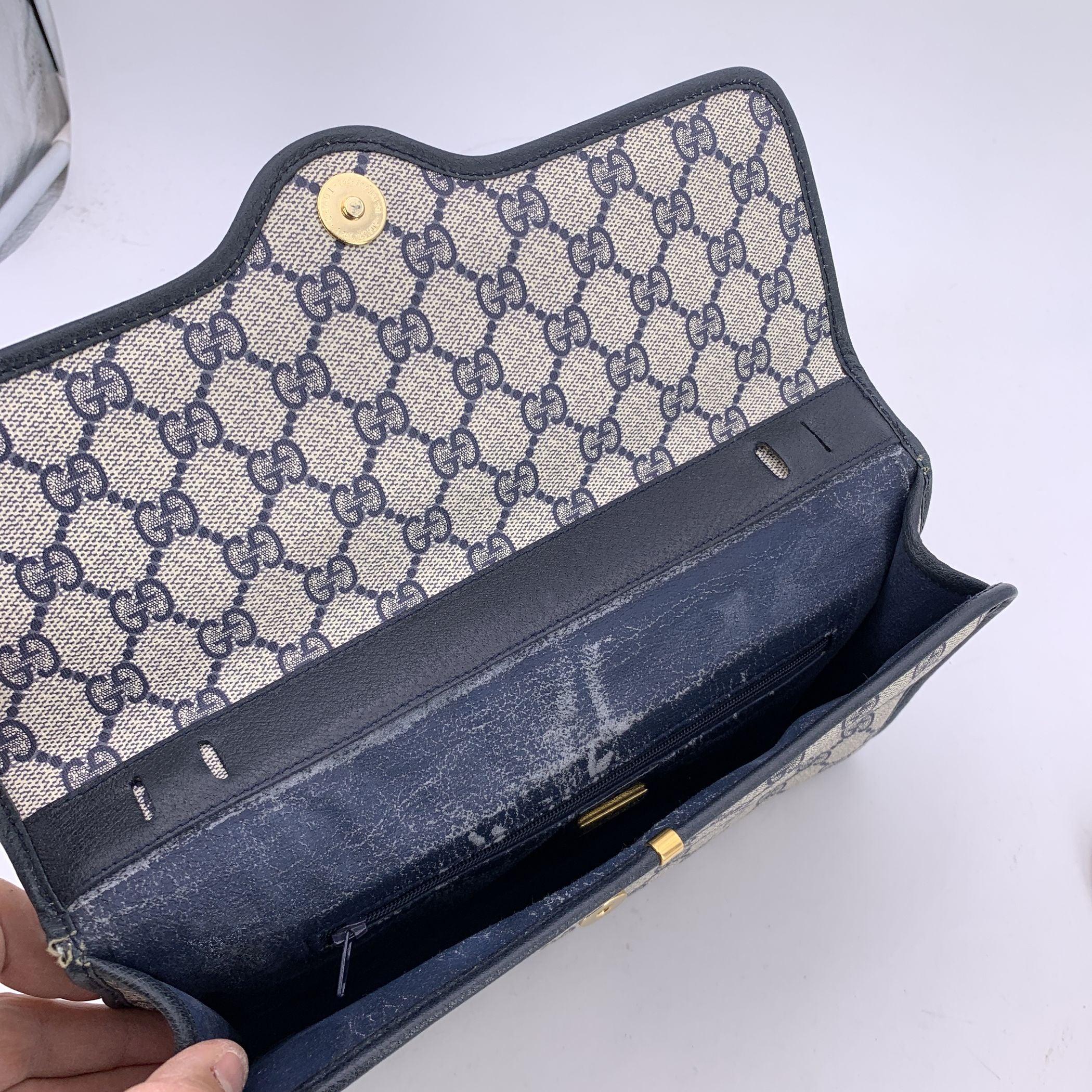 Gucci Vintage Azul Monograma Lienzo Flap Bolso Clutch Handbag en venta 1