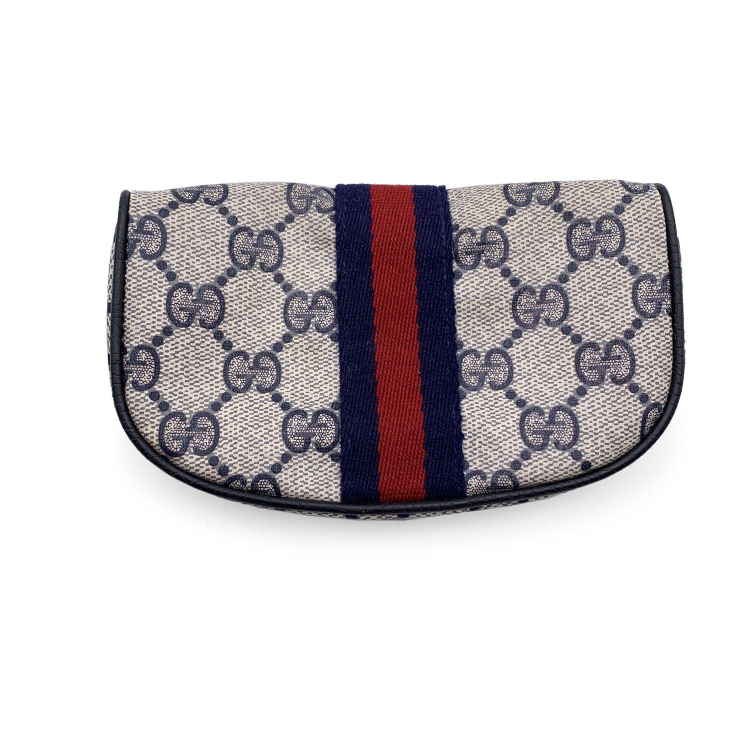 Gucci Vintage Blue Monogram Canvas Mirrored Cosmetic Case In Good Condition For Sale In Rome, Rome