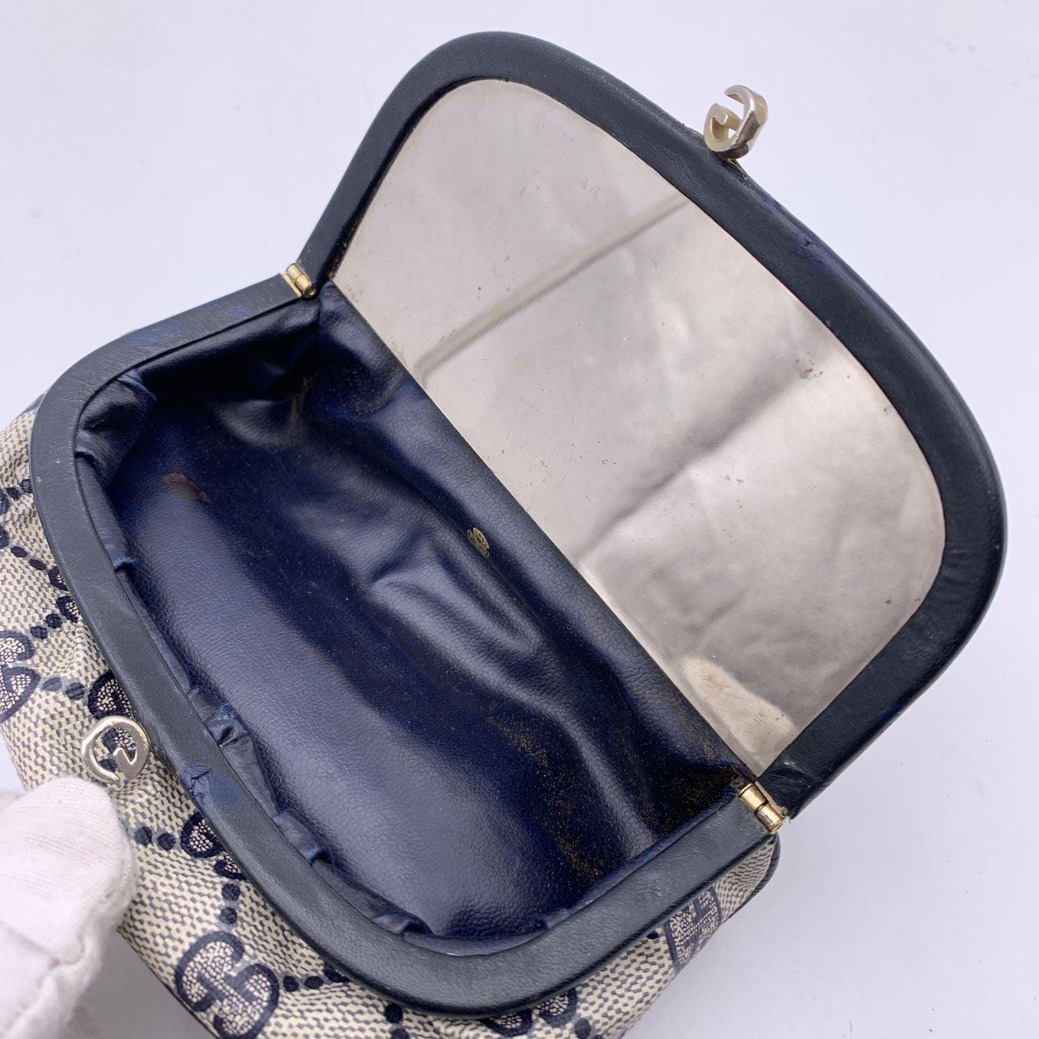 Gucci Vintage Blue Monogram Canvas Mirrored Cosmetic Case Pour femmes en vente