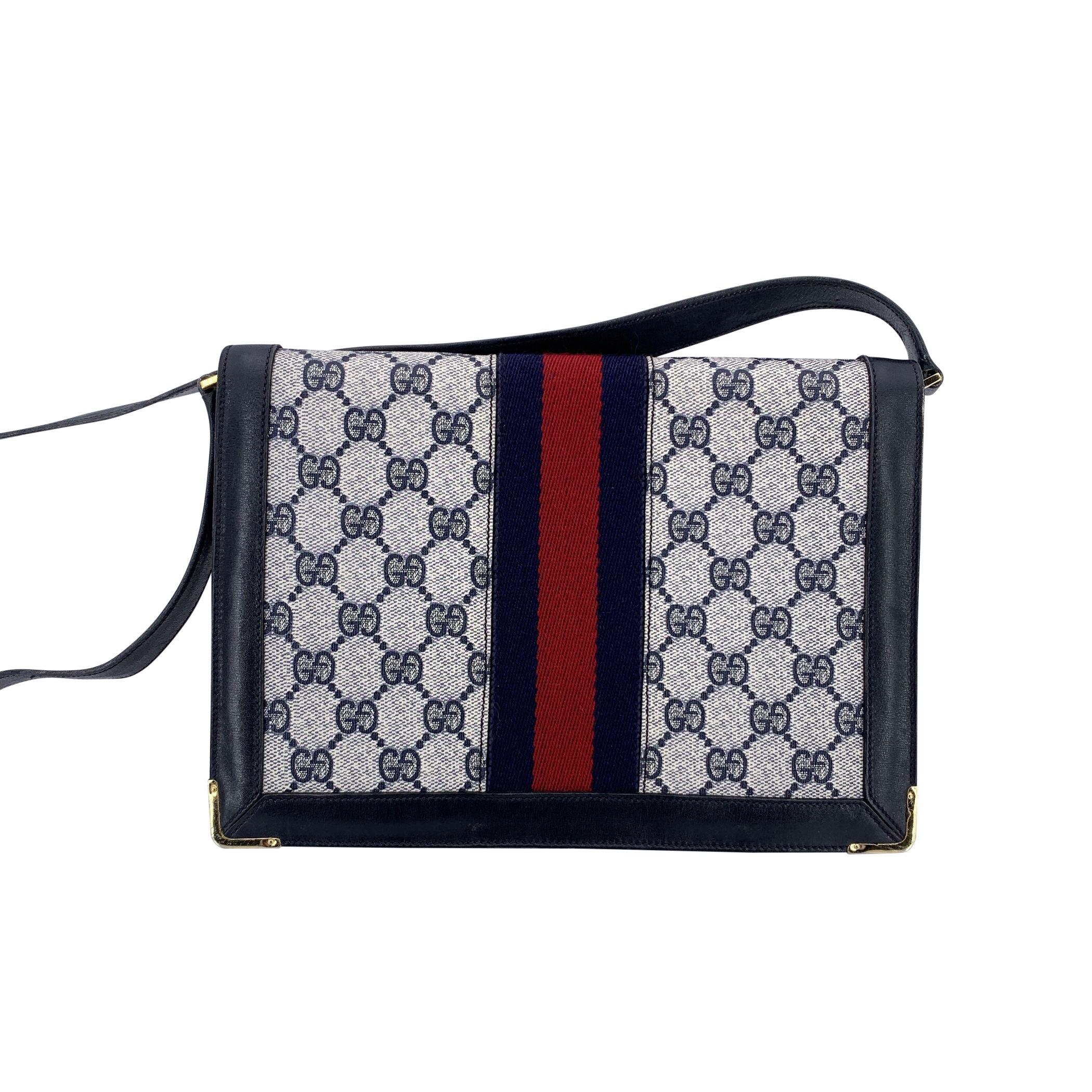 Nero Gucci Borsa a tracolla a soffietto con patta e monogram blu con righe in vendita