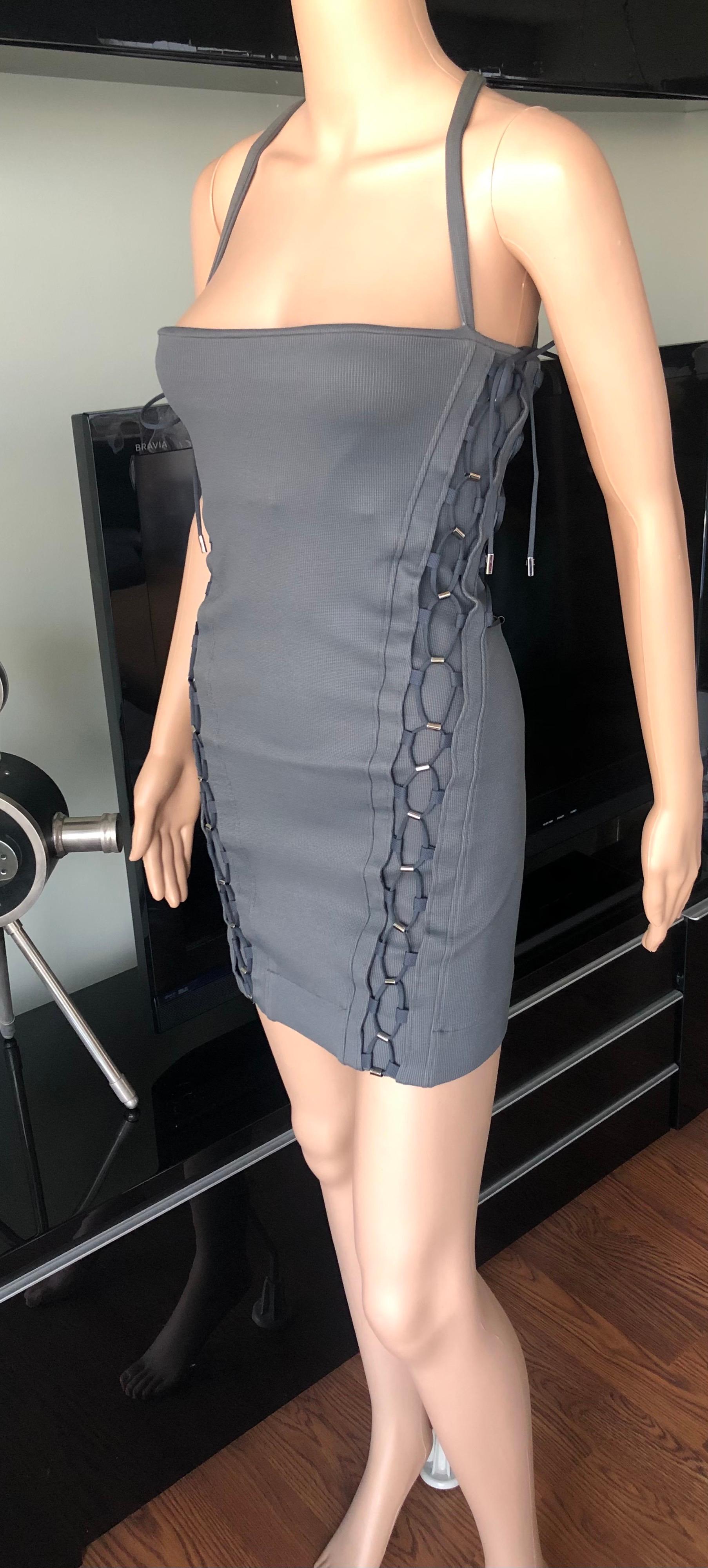 Women's Gucci S/S 2010 Bodycon Lace Up Bandage Grey Mini Dress For Sale