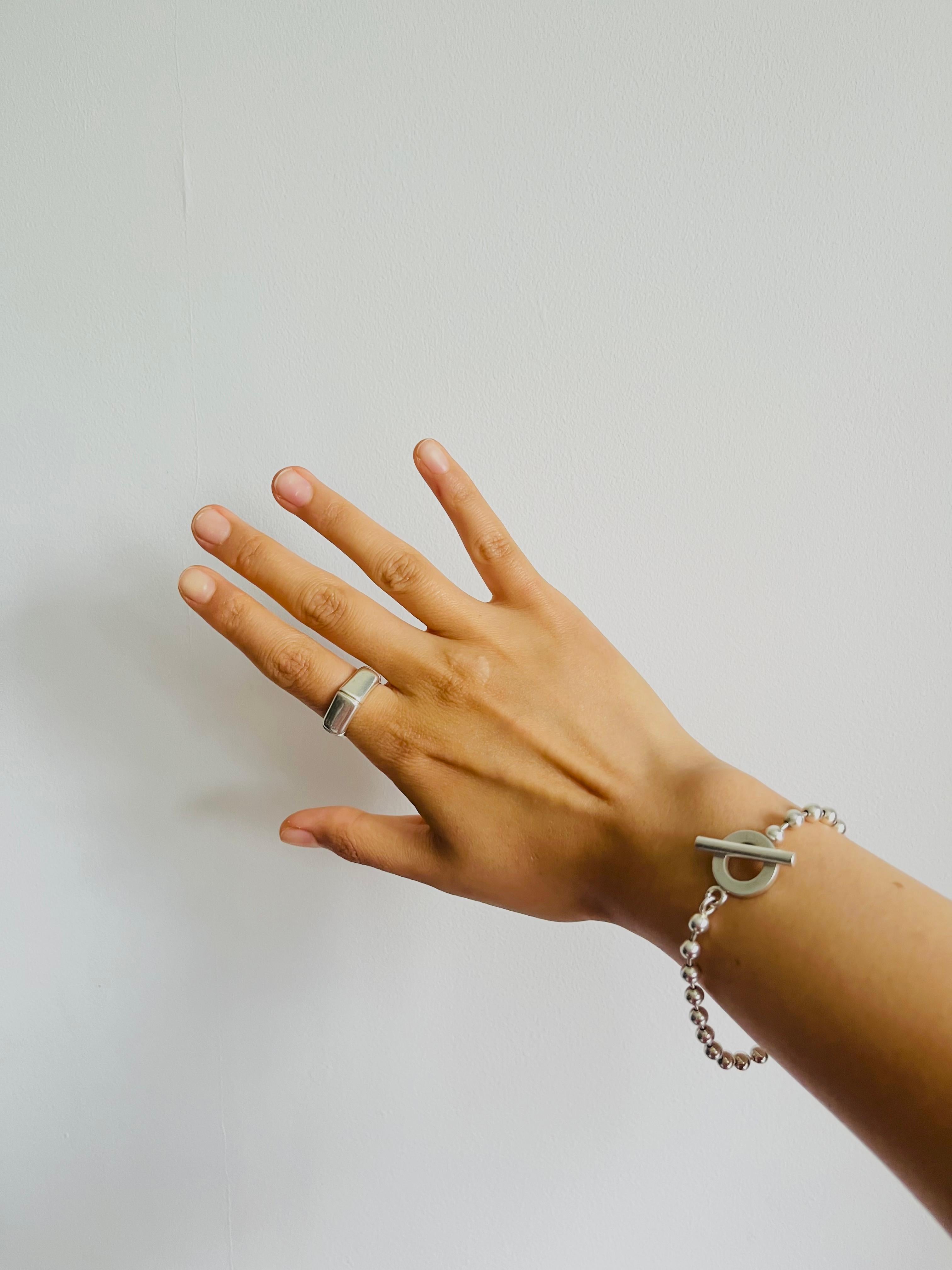 Gucci Vintage Boule Logo Ball Dots Circle Chain Bracelet Sterling Silver Size 19 In Good Condition For Sale In Wokingham, England