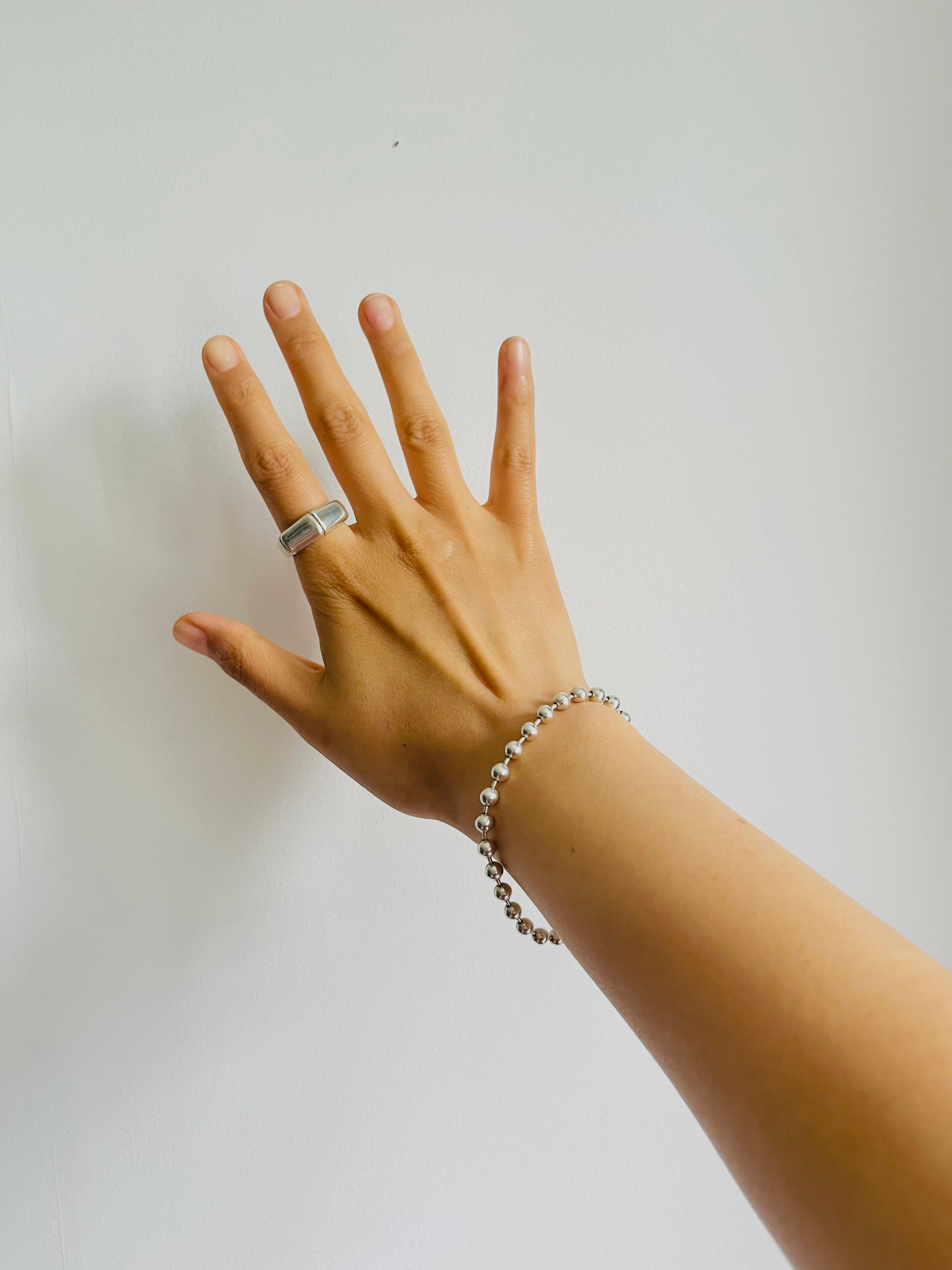 Women's or Men's Gucci Vintage Boule Logo Ball Dots Circle Chain Bracelet Sterling Silver Size 19 For Sale