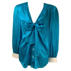 Gucci vintage bow shirt