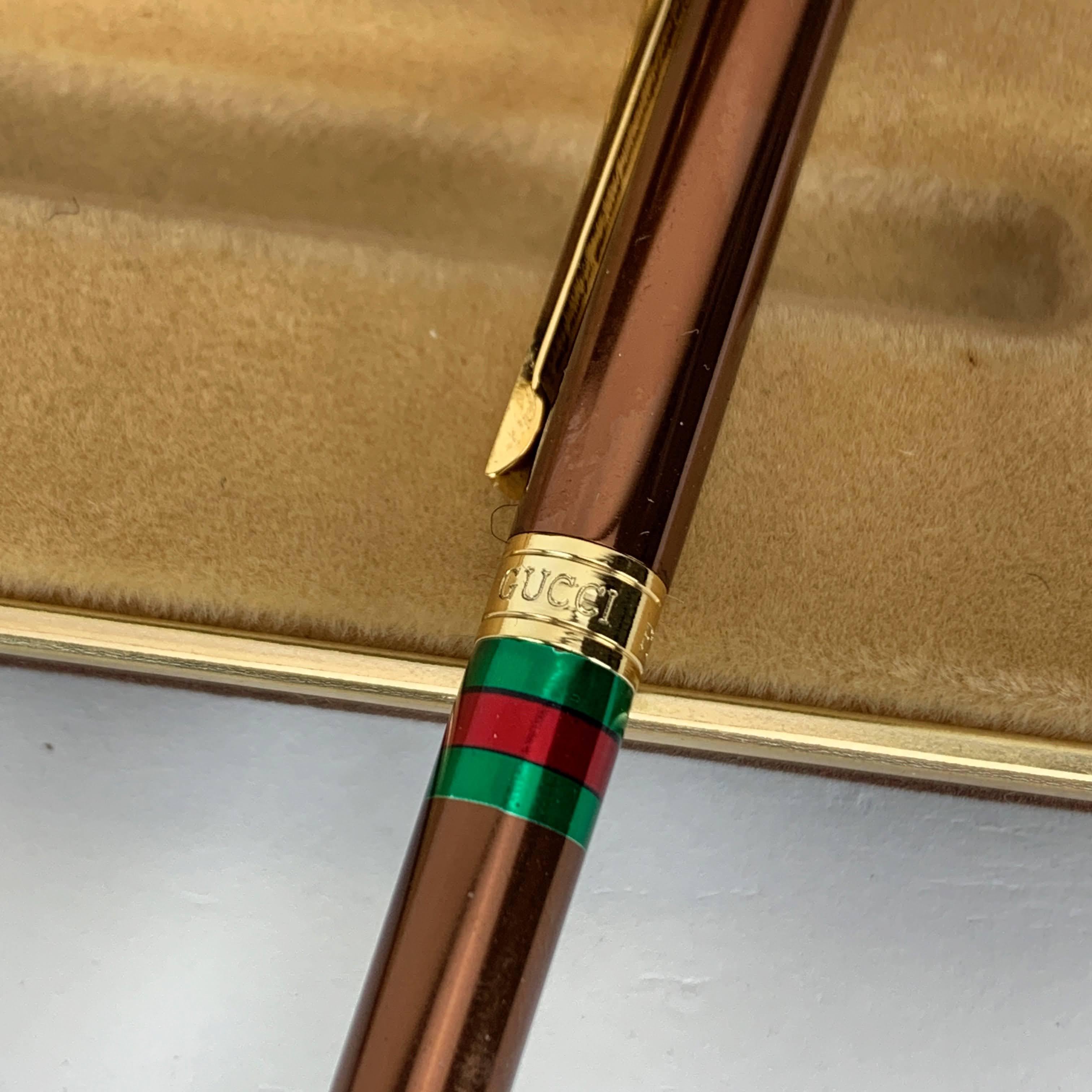 Gucci Vintage Braun und Gold Metall Füllfederhalter mit Etui für Damen oder Herren