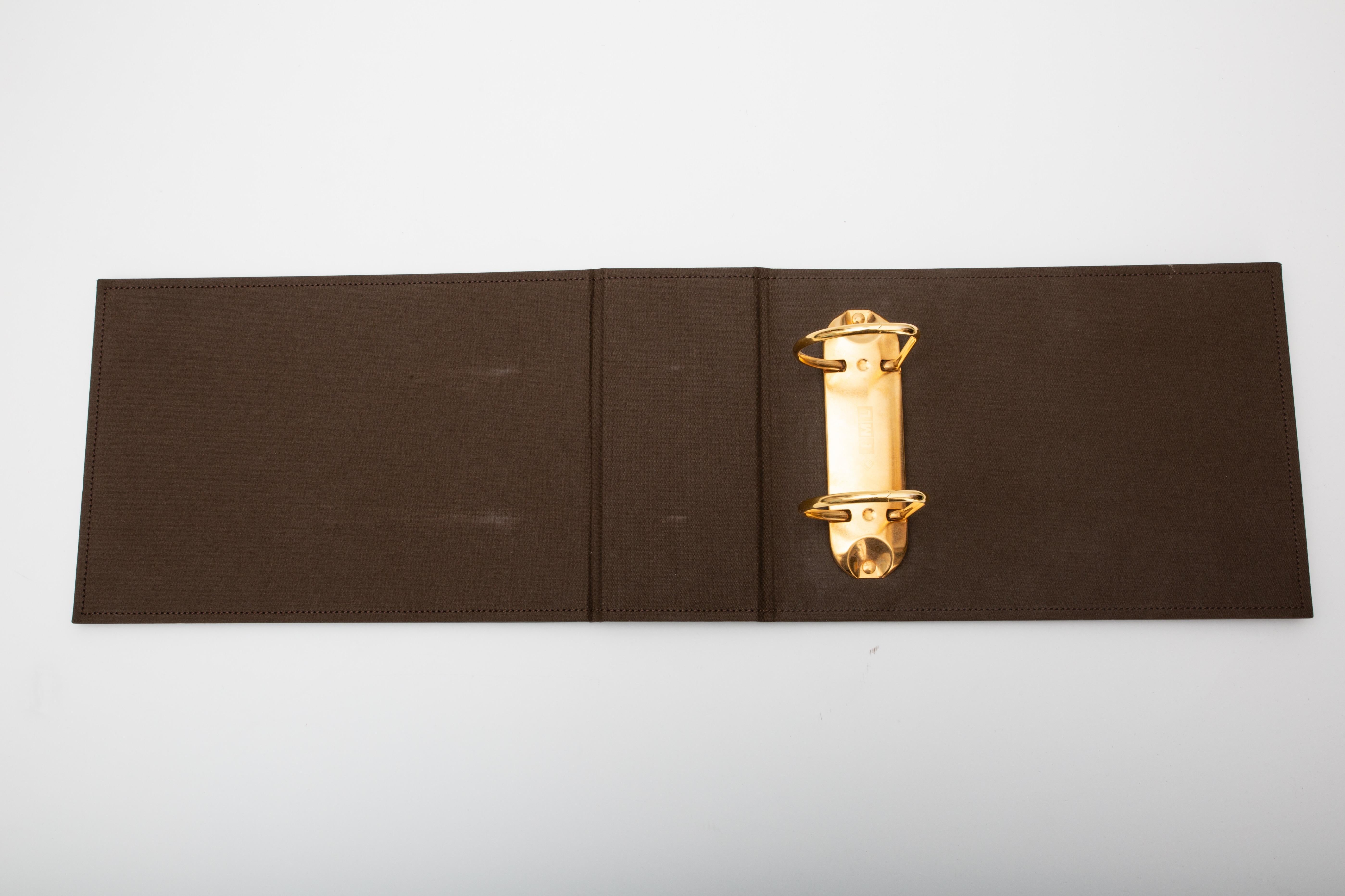 Gucci - Porte-anneaux 2 anneaux en cuir marron vintage Bon état - En vente à Montreal, Quebec