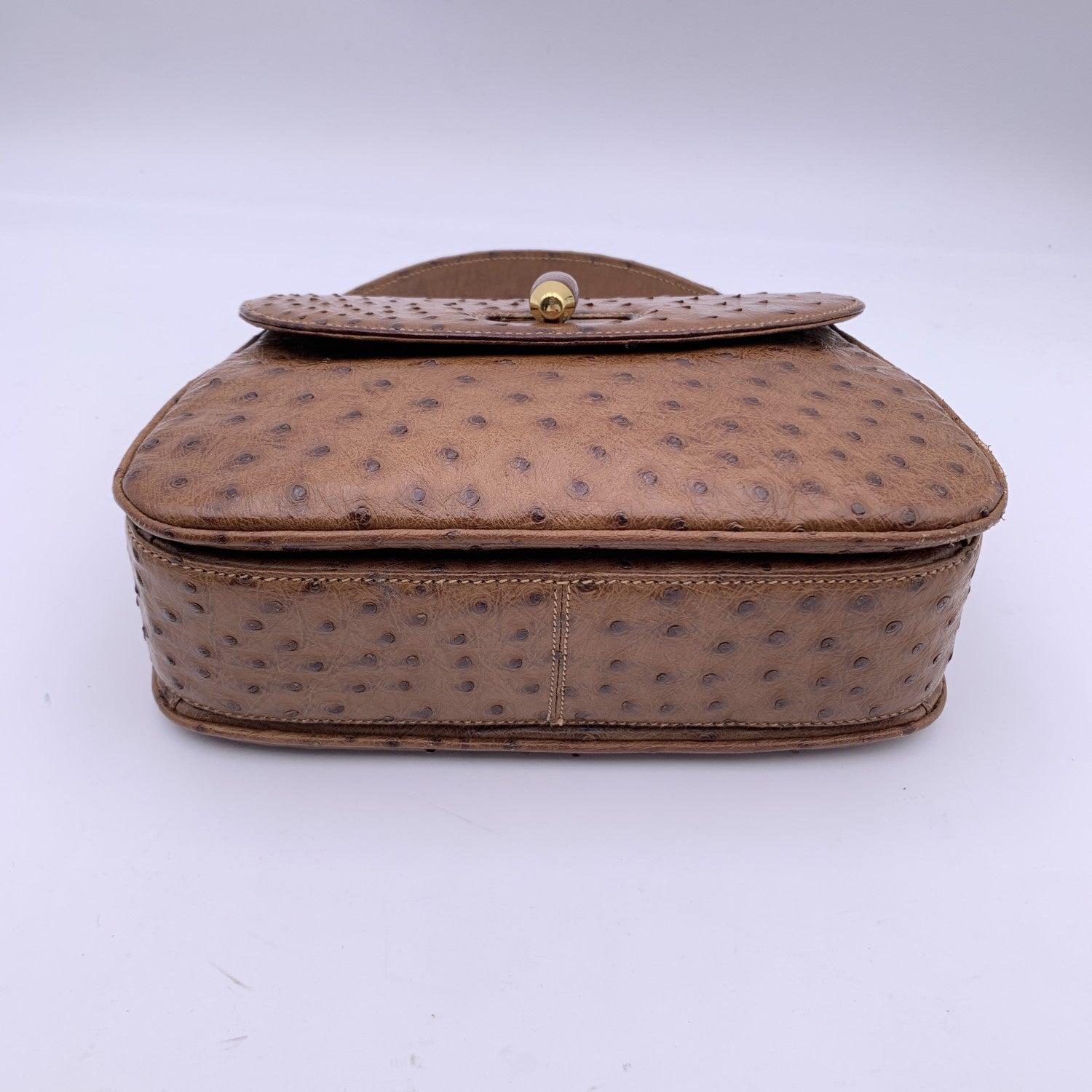Gucci Vintage Brown Leather Structured Box Handbag Bag with Strap In Excellent Condition In Rome, Rome