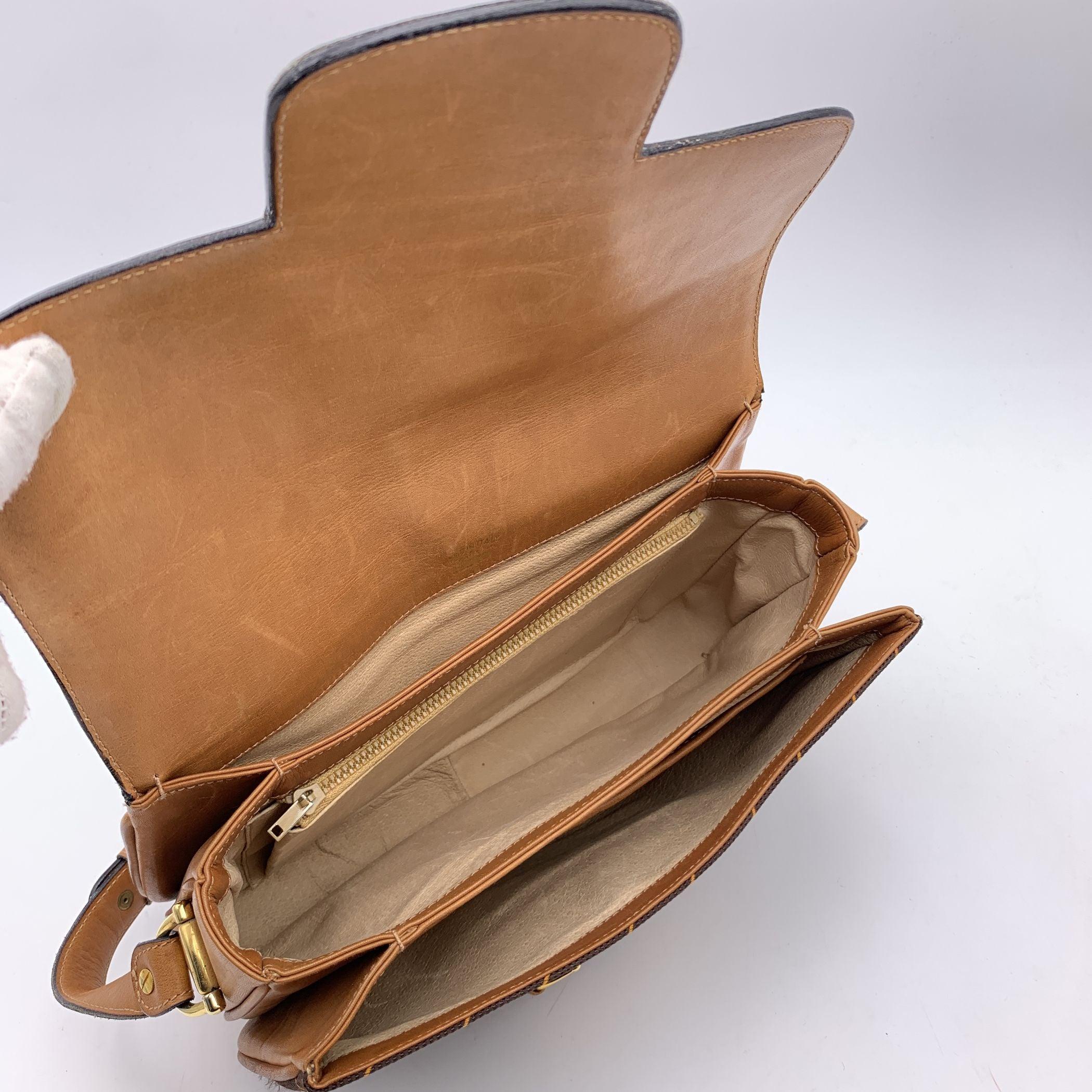 Women's Gucci Vintage Brown Logo Canvas Tan Leather Horsebit Shoulder Bag For Sale