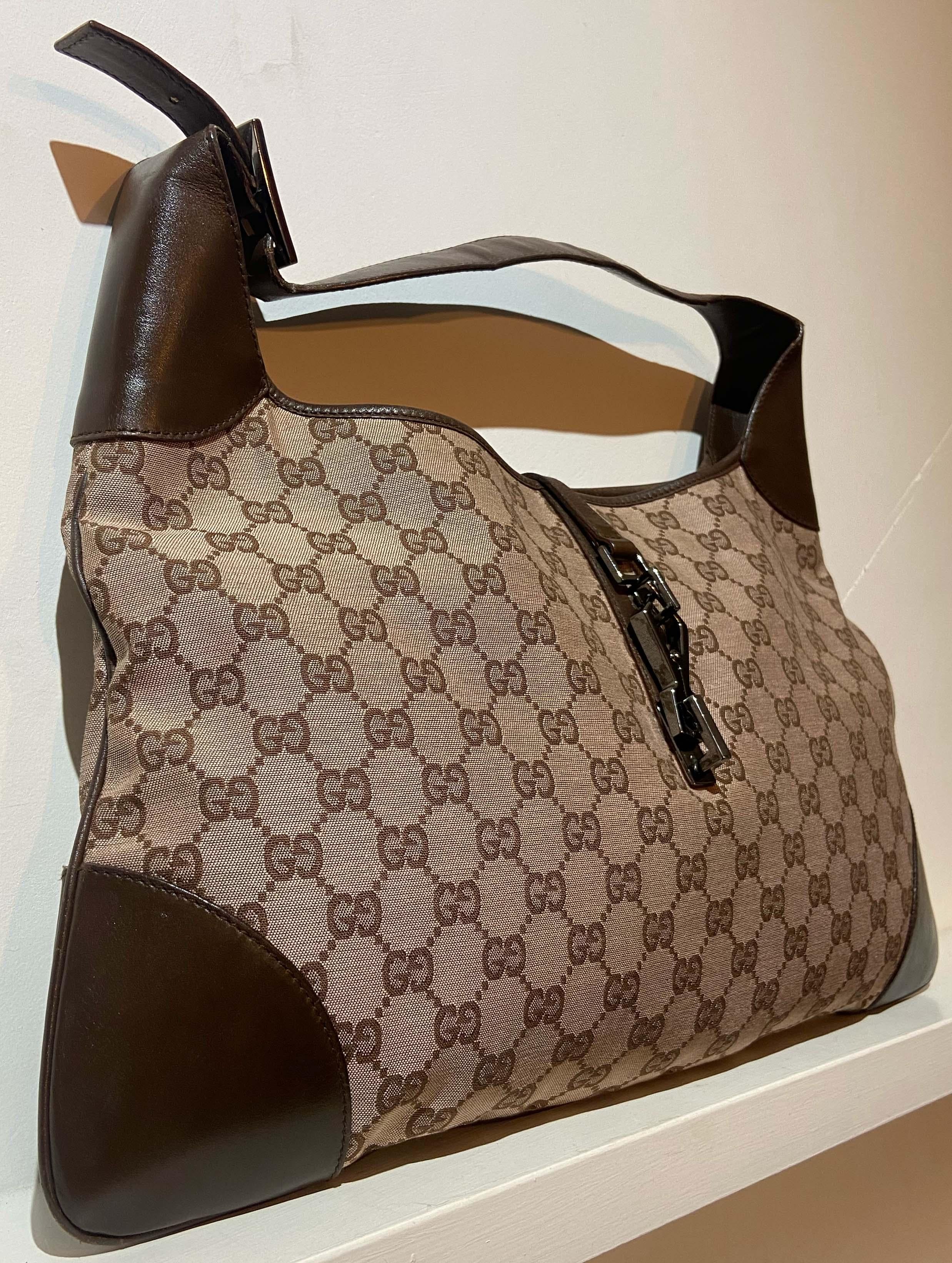 Gucci Vintage Brown Monogram Medium Jackie Bag In Excellent Condition For Sale In London, GB