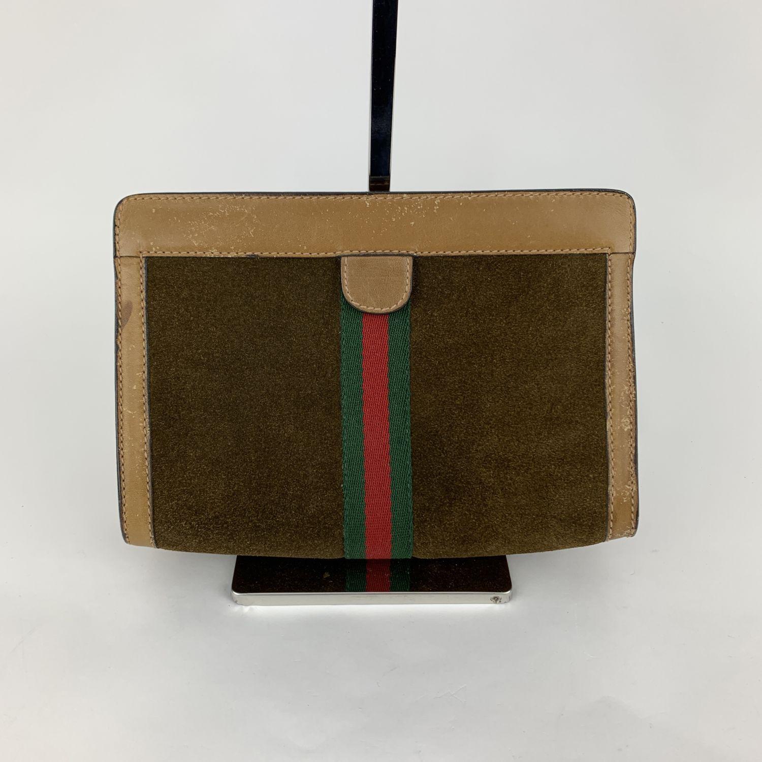 Gucci Vintage Brown Suede Flap Cosmetic Bag Clutch with Stripes In Good Condition In Rome, Rome