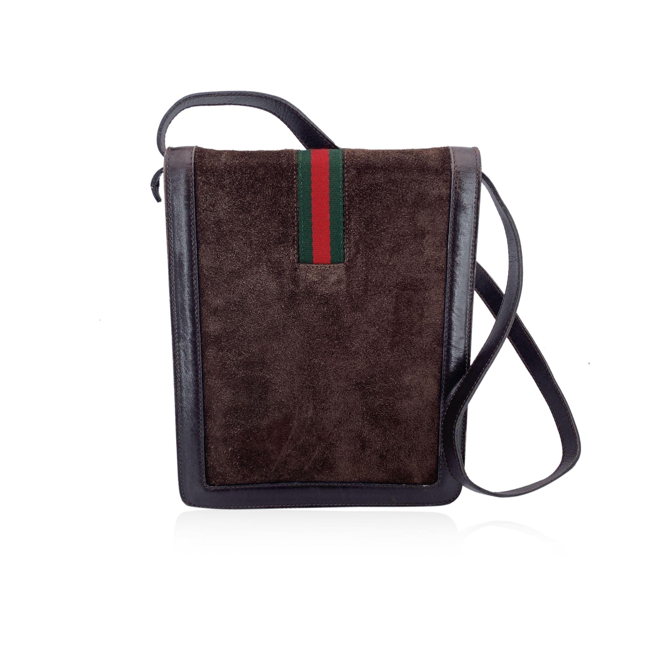 Gucci Vintage Brown Suede Shoulder Bag Men Purse with Stripes (Schwarz) im Angebot