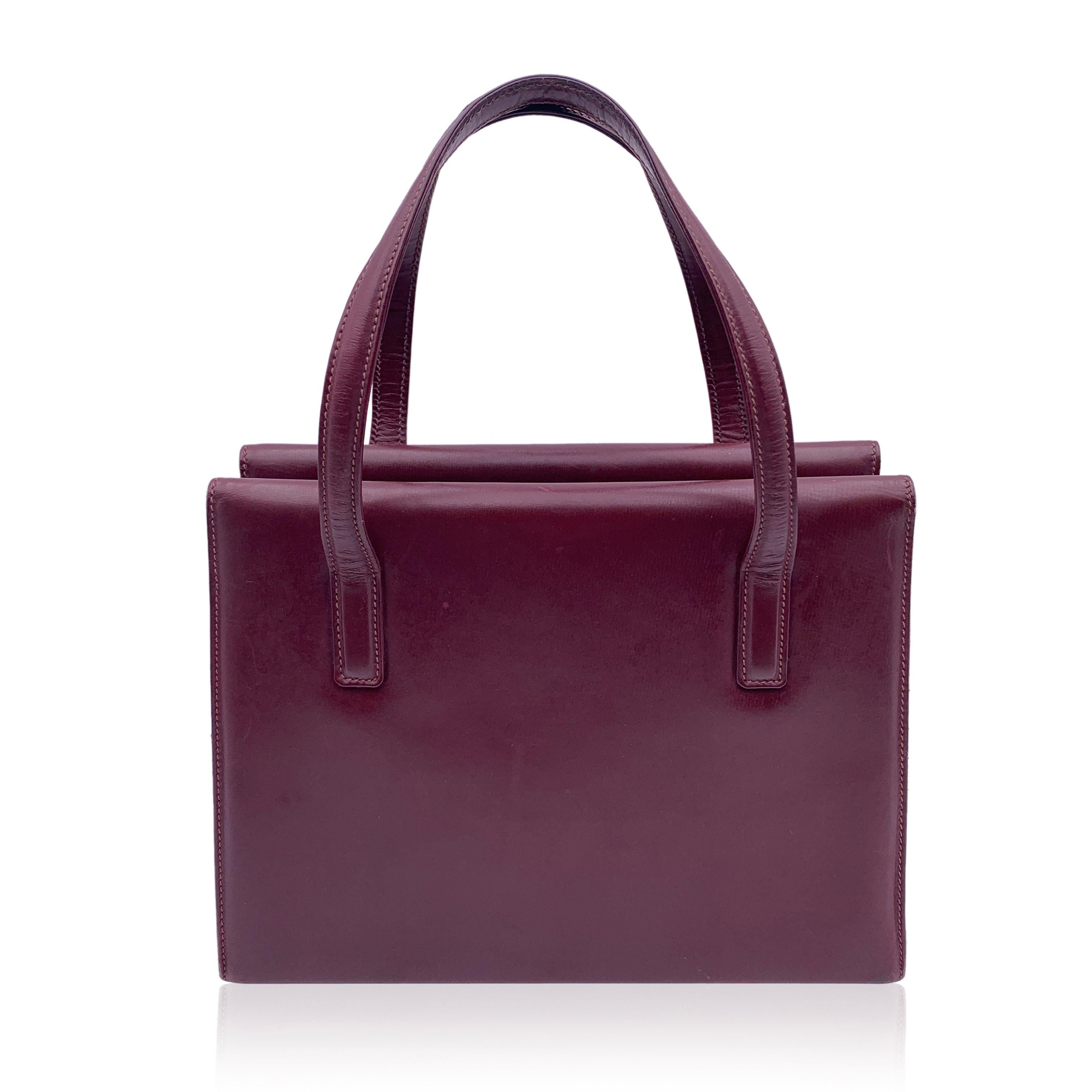 Gucci Vintage Burgundy Leather Stirrup Detail Handbag Satchel In Good Condition In Rome, Rome