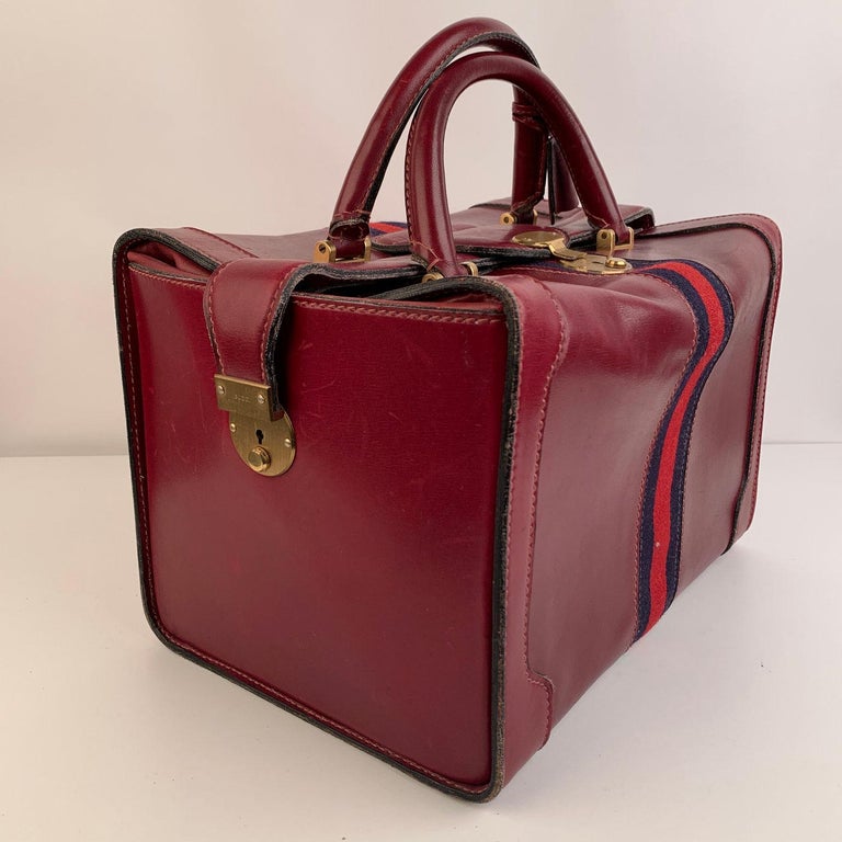 Gucci Vintage Burgundy Leather Travel Bag Train Case Beauty Handbag For