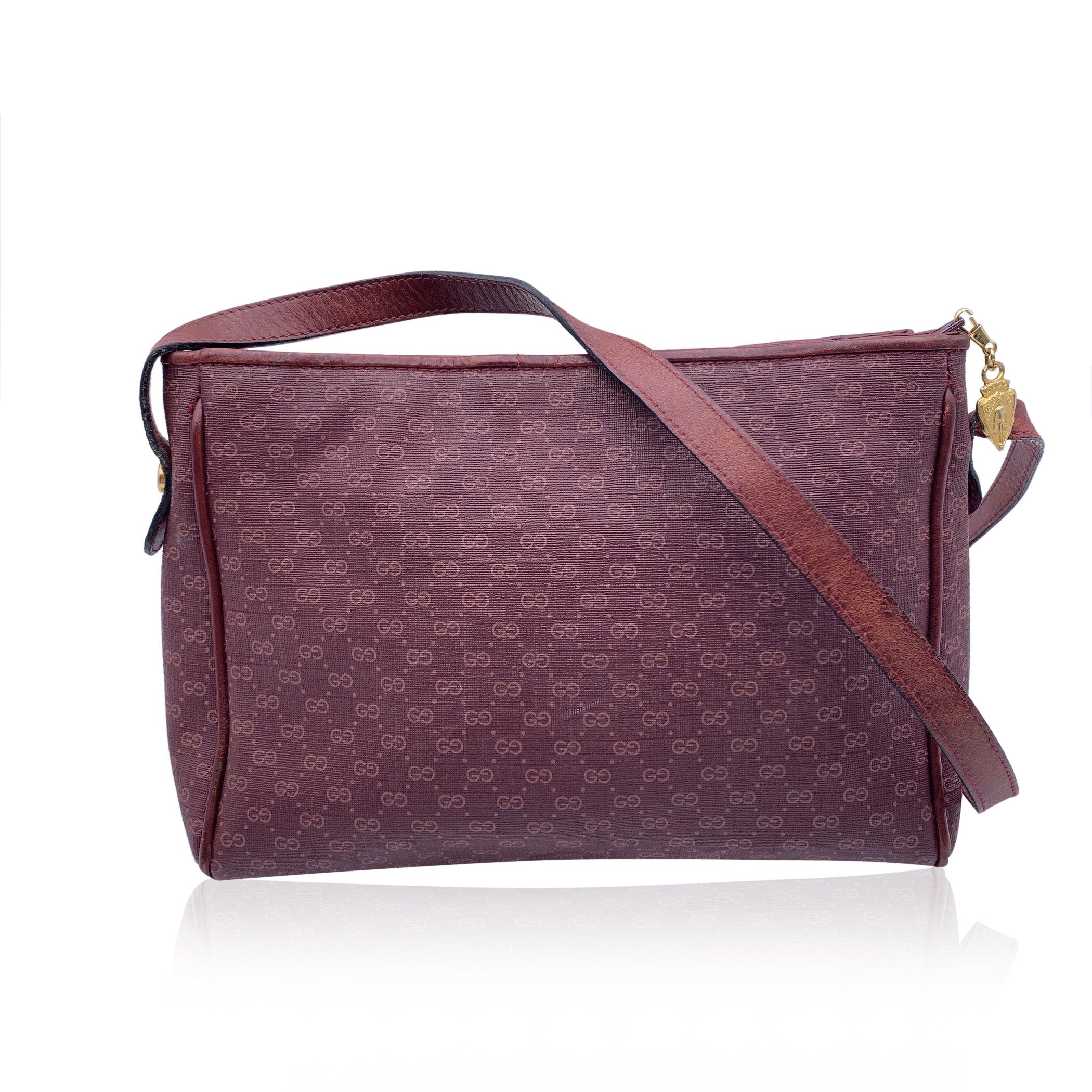 Gucci Vintage Burgundy Monogram Canvas and Leather Shoulder Bag In Good Condition For Sale In Rome, Rome