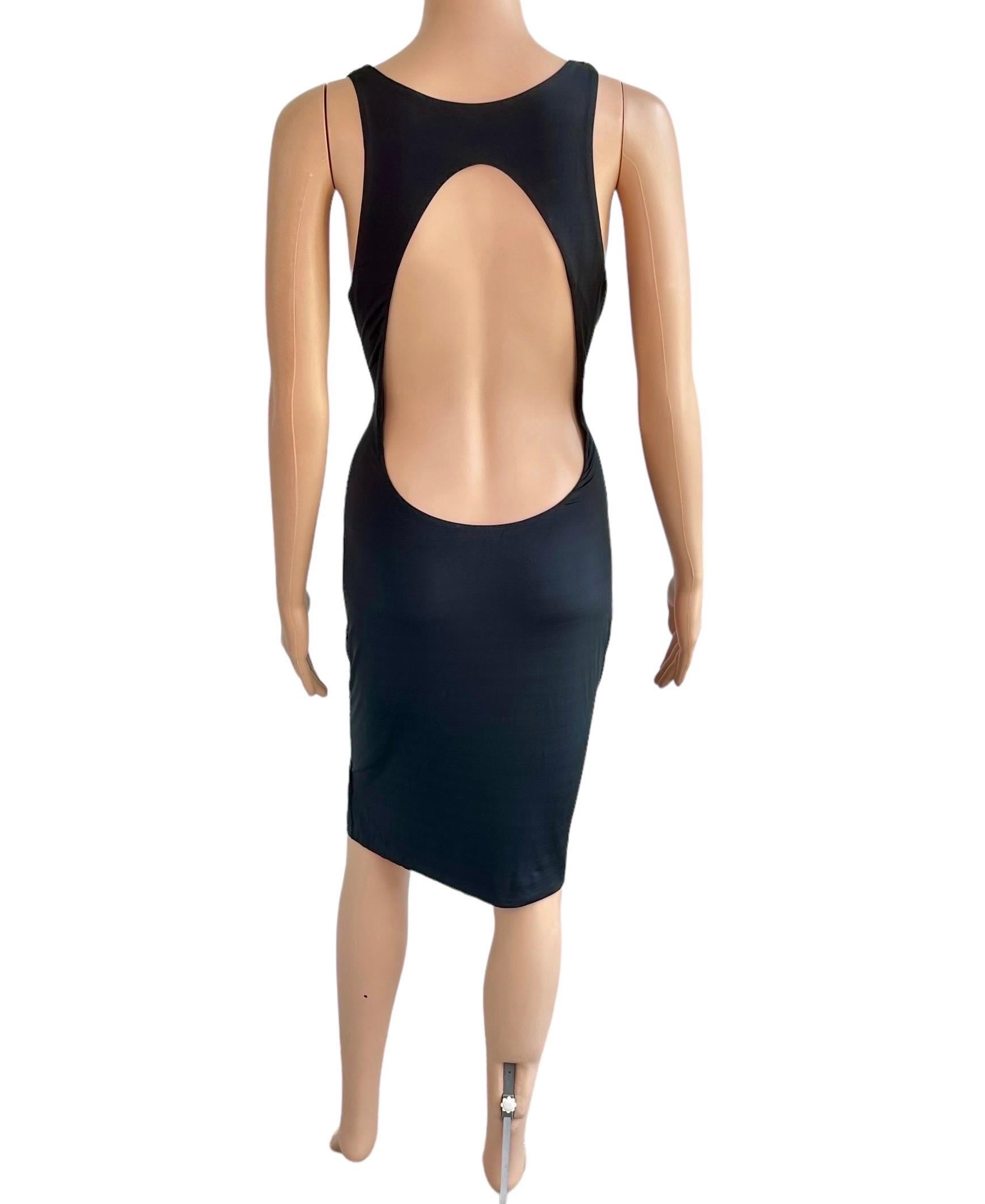 Gucci Vintage Vestido Negro Bodycon Espalda Recortada Herradura Adornada con Cristales en venta 8