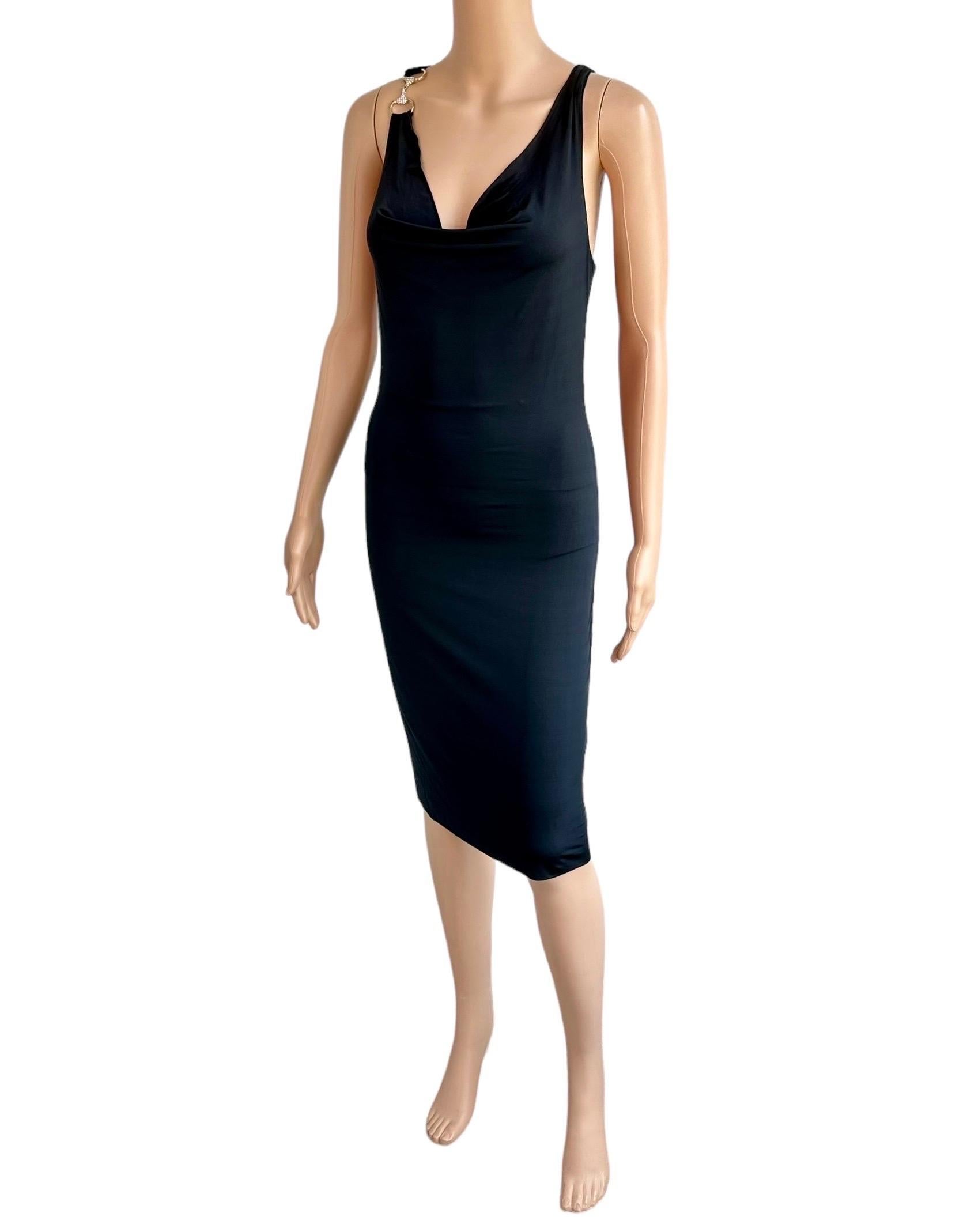 Gucci Vintage Vestido Negro Bodycon Espalda Recortada Herradura Adornada con Cristales en venta 9