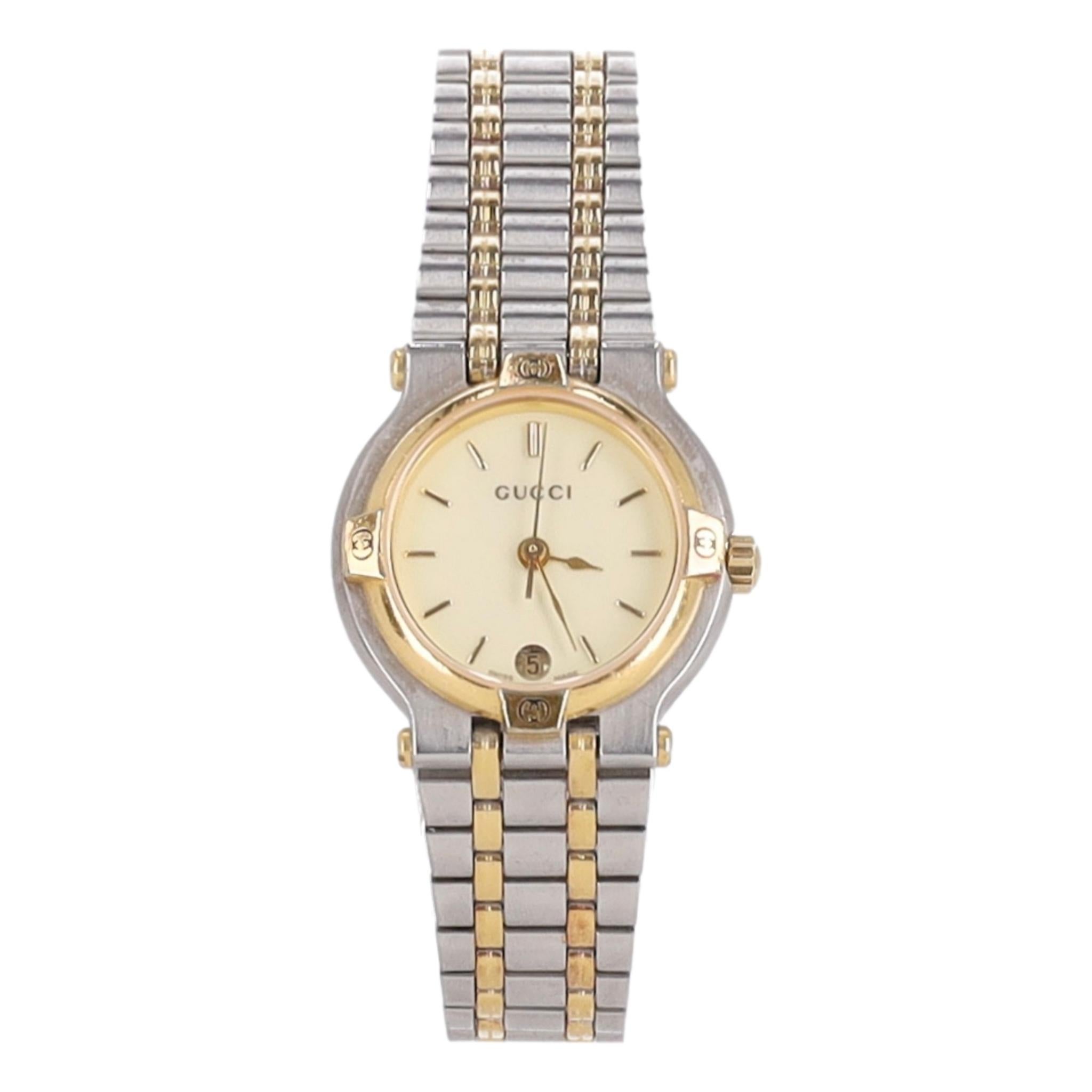 Gucci Vintage Date 9000L Two-Tone Stainless Steel & Gold Watch In Excellent Condition In London, GB