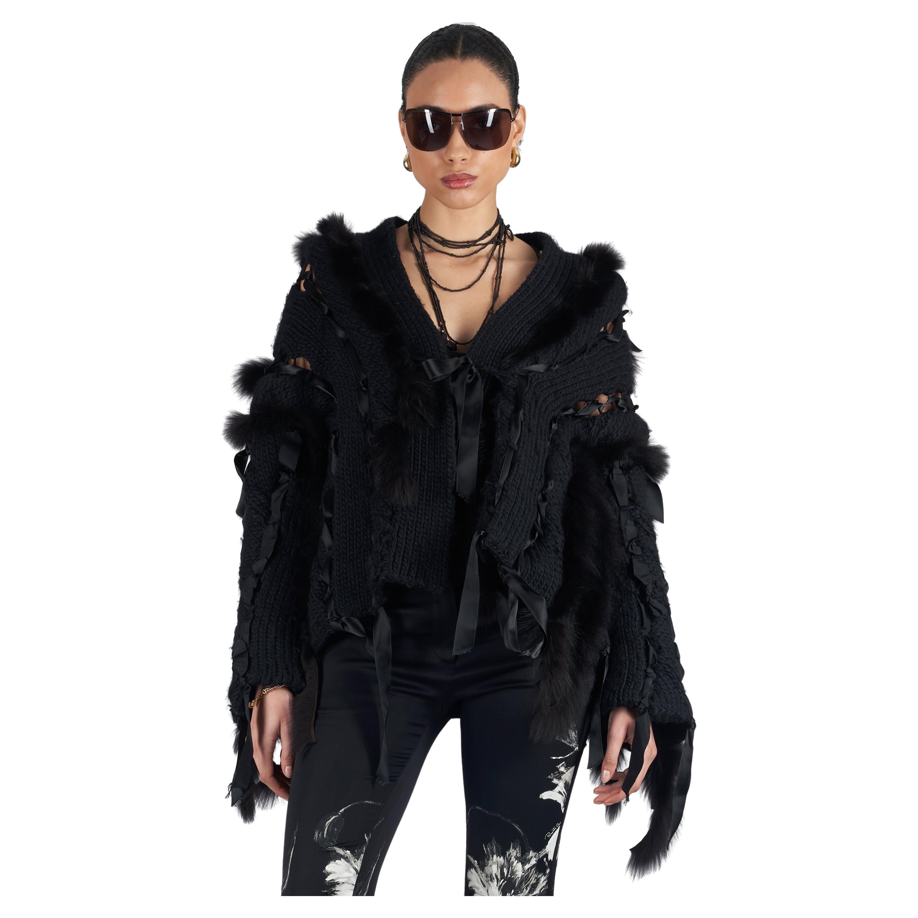Gucci Vintage F/W 2002 Runway Cardigan en fourrure de renard tissée