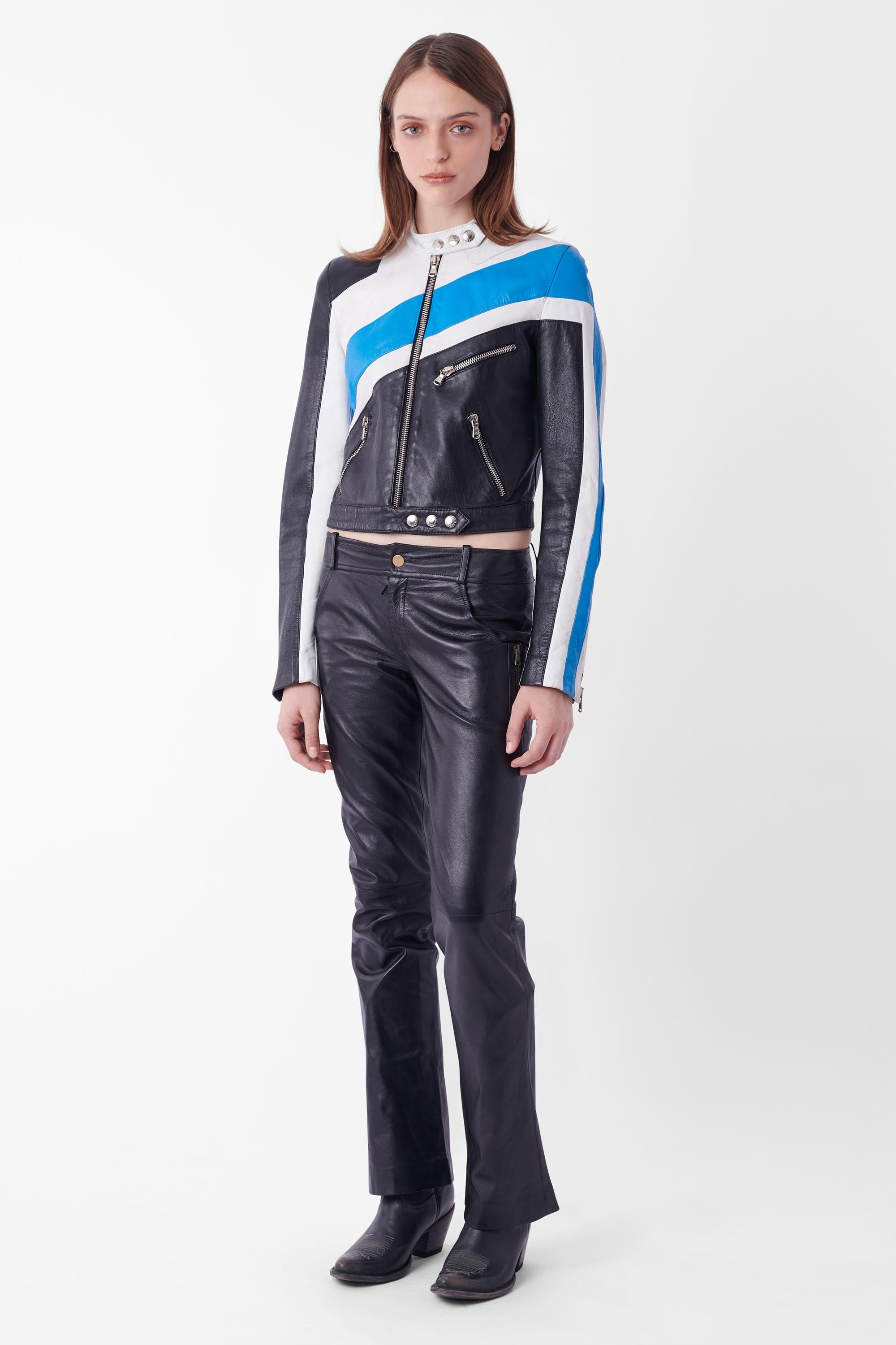 Women's Gucci Vintage F/W 2003 GG Logo Black Leather Trousers For Sale