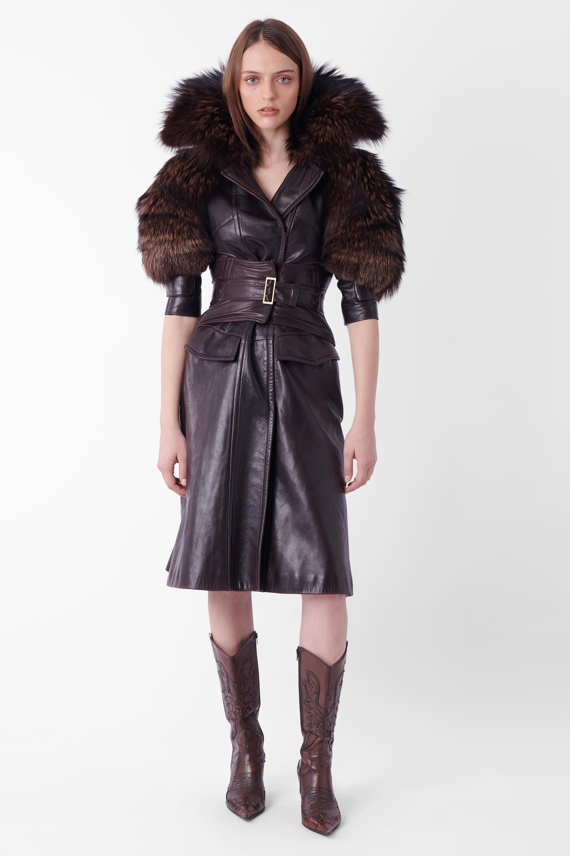 Gucci Vintage F/W 2003 Runway Leather Coat with Fur & Leather Corset Belt In Excellent Condition In London, GB
