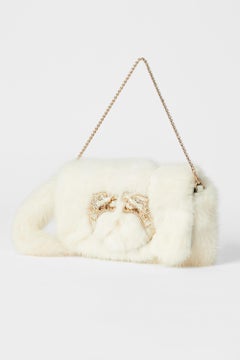 Gucci vintage F/W 2004 Runway Mink Fur Dragon Pearl Cream Clutch