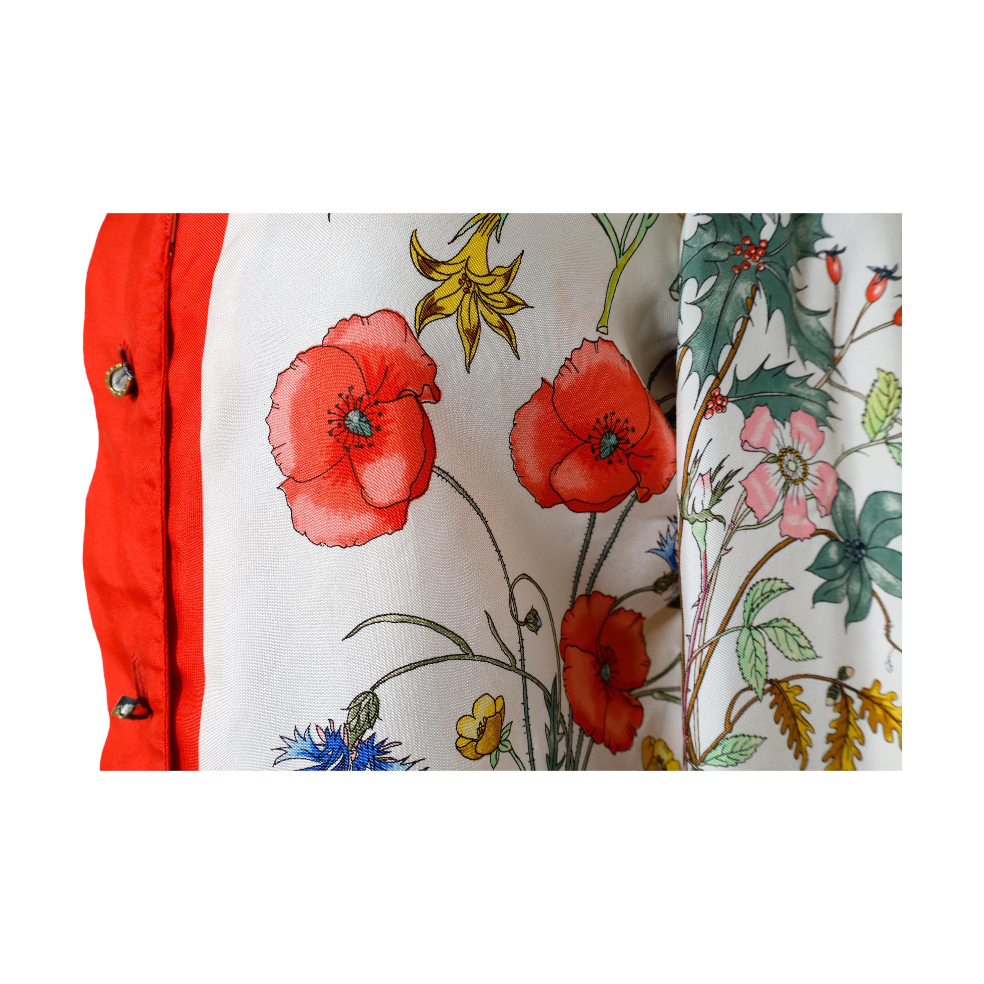 Gucci Vintage Flora Silk Shirt In Good Condition In Milano, IT