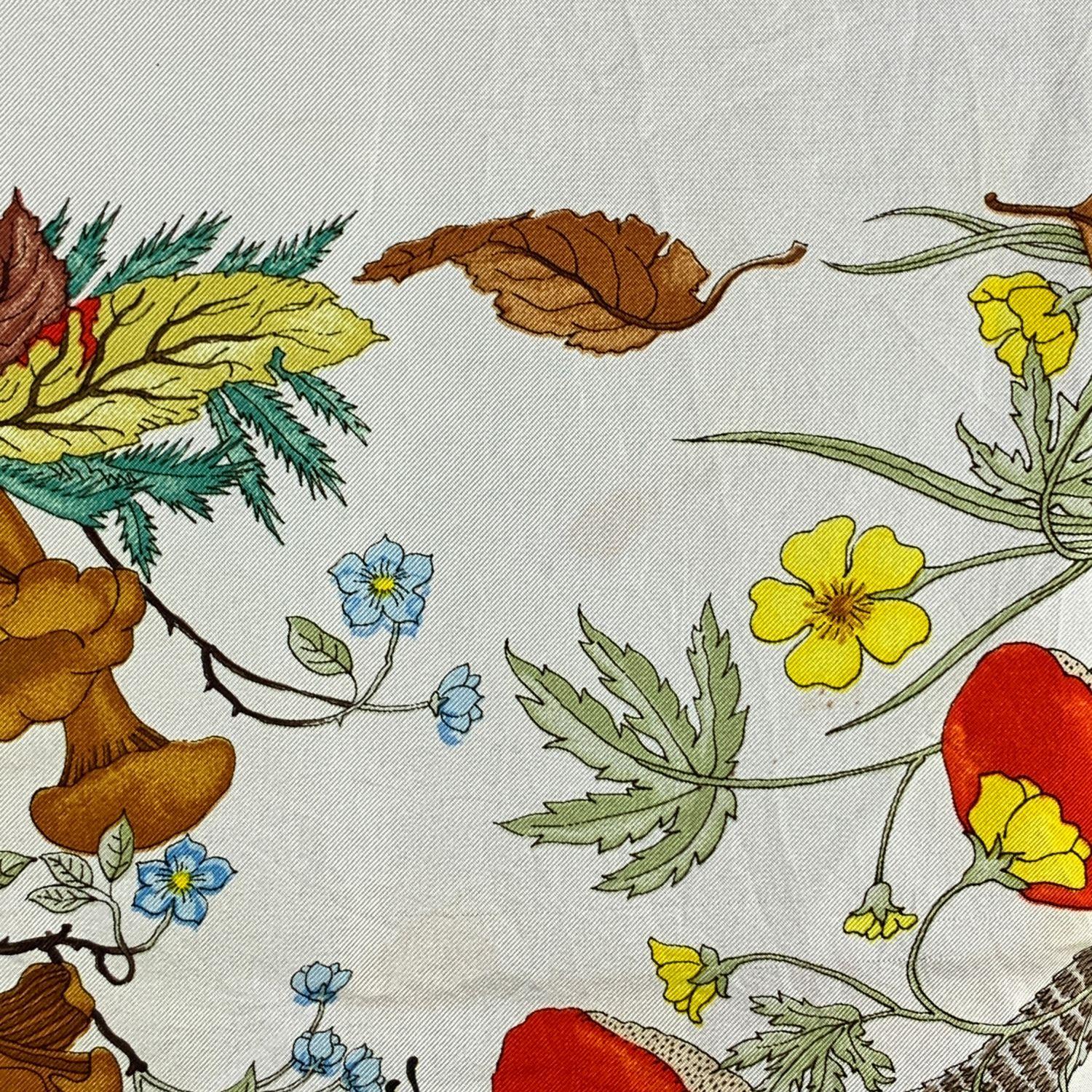 Women's Gucci Vintage Floral Silk Scarf Funghi Mushrooms 1967 Accornero