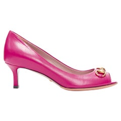 GUCCI Vintage fuschia pink gold horsebut peep toe kitten heel EU36