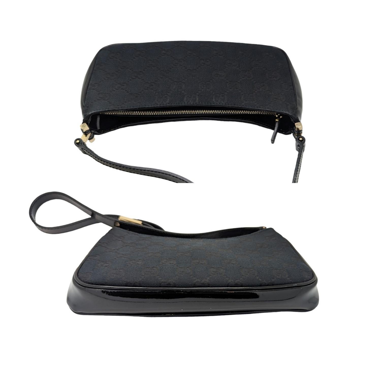 Women's Gucci Vintage GG Canvas Patent-Leather Trim Mini Baguette For Sale