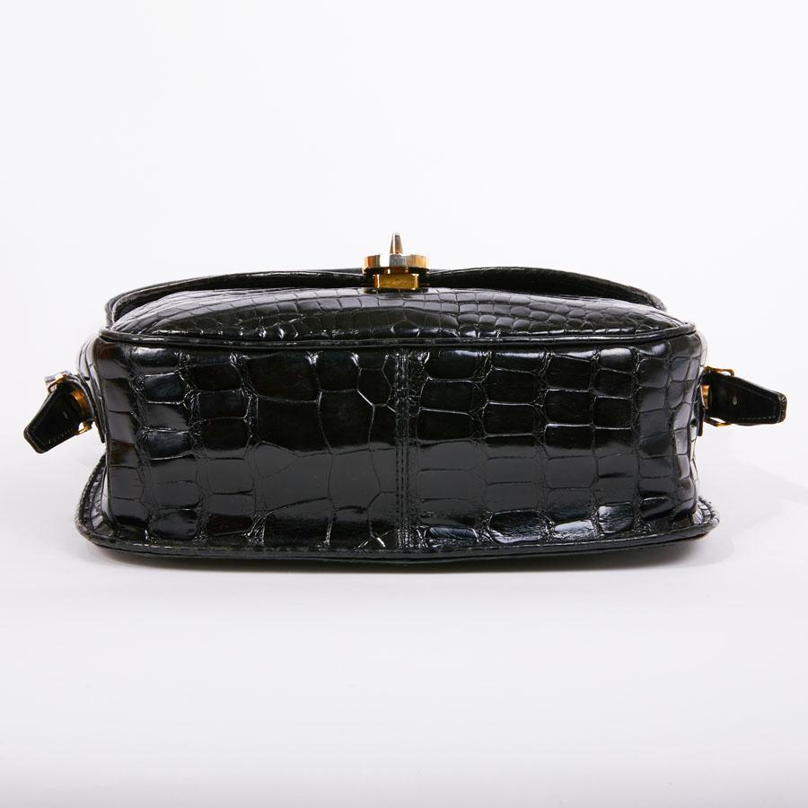 GUCCI Vintage Glossy Black Crocodile Bag   1
